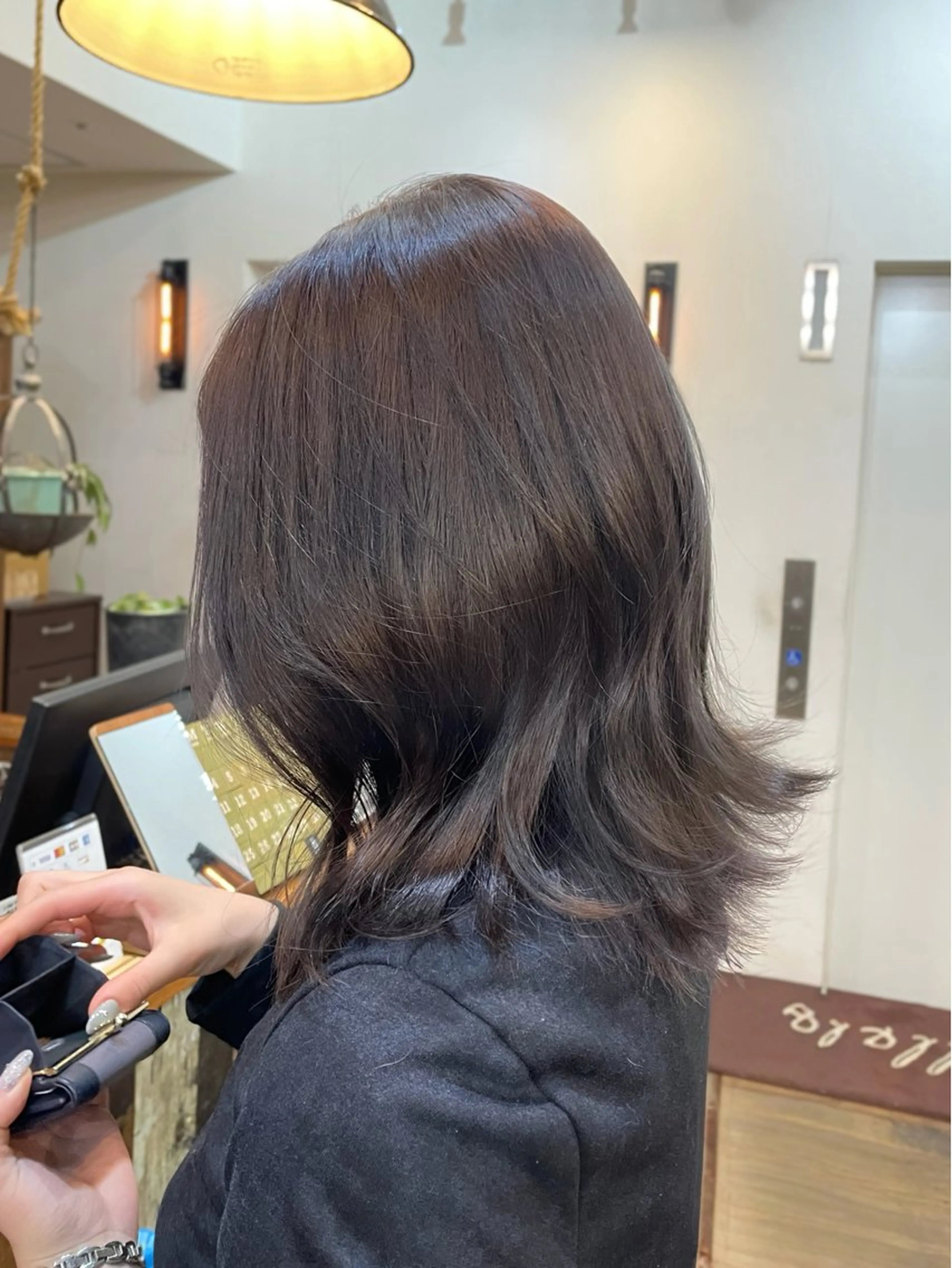 ミディアム カラー ブリーチ 透明感カラー ダブルカラー グレージュ ブリーチなしカラー ヘアカラー kahona/カラー /パーマ/銀座のヘアスタイル