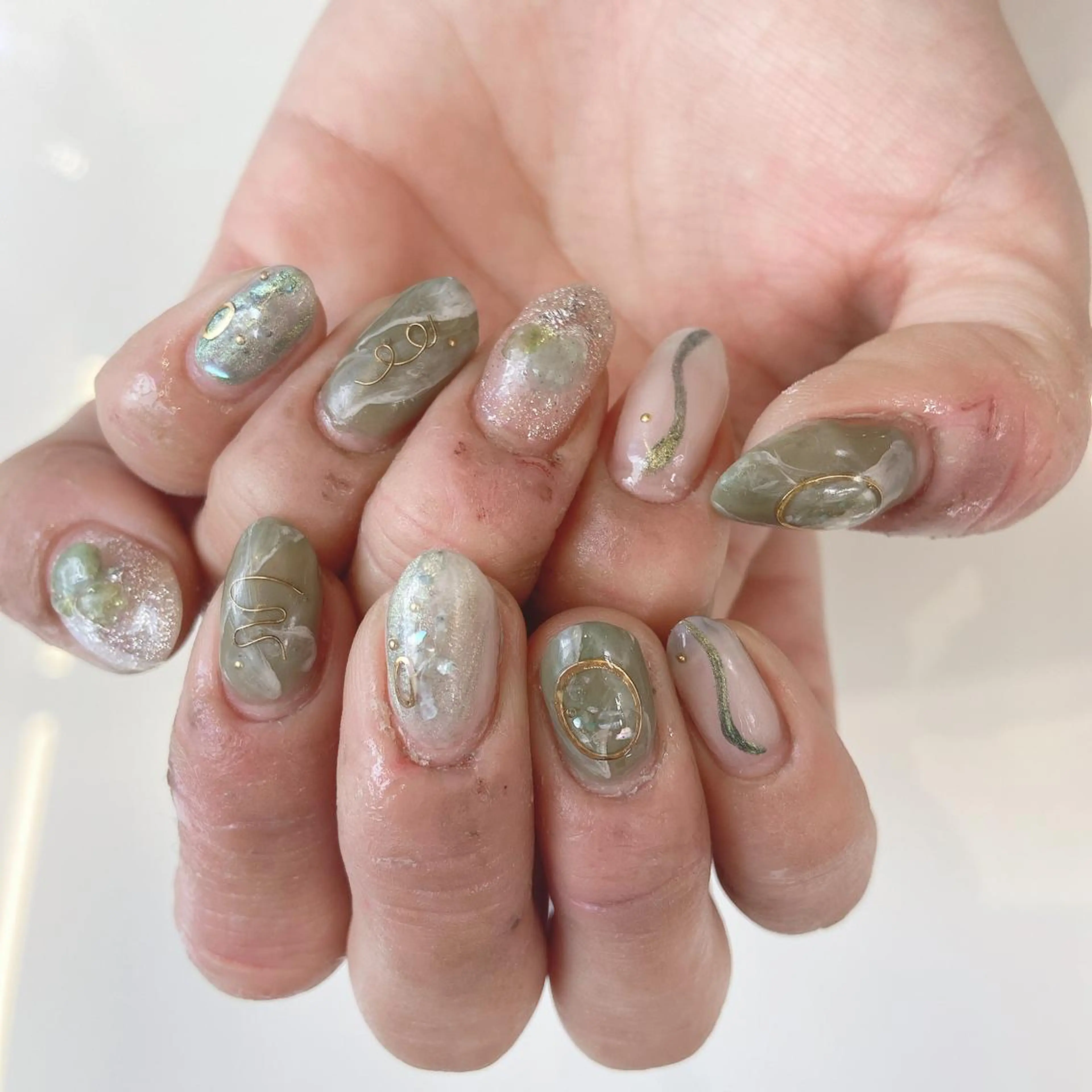 ネイル 韓国風✨髪質改善✨ 縮毛矯正✨松浦知奈美のヘアスタイル