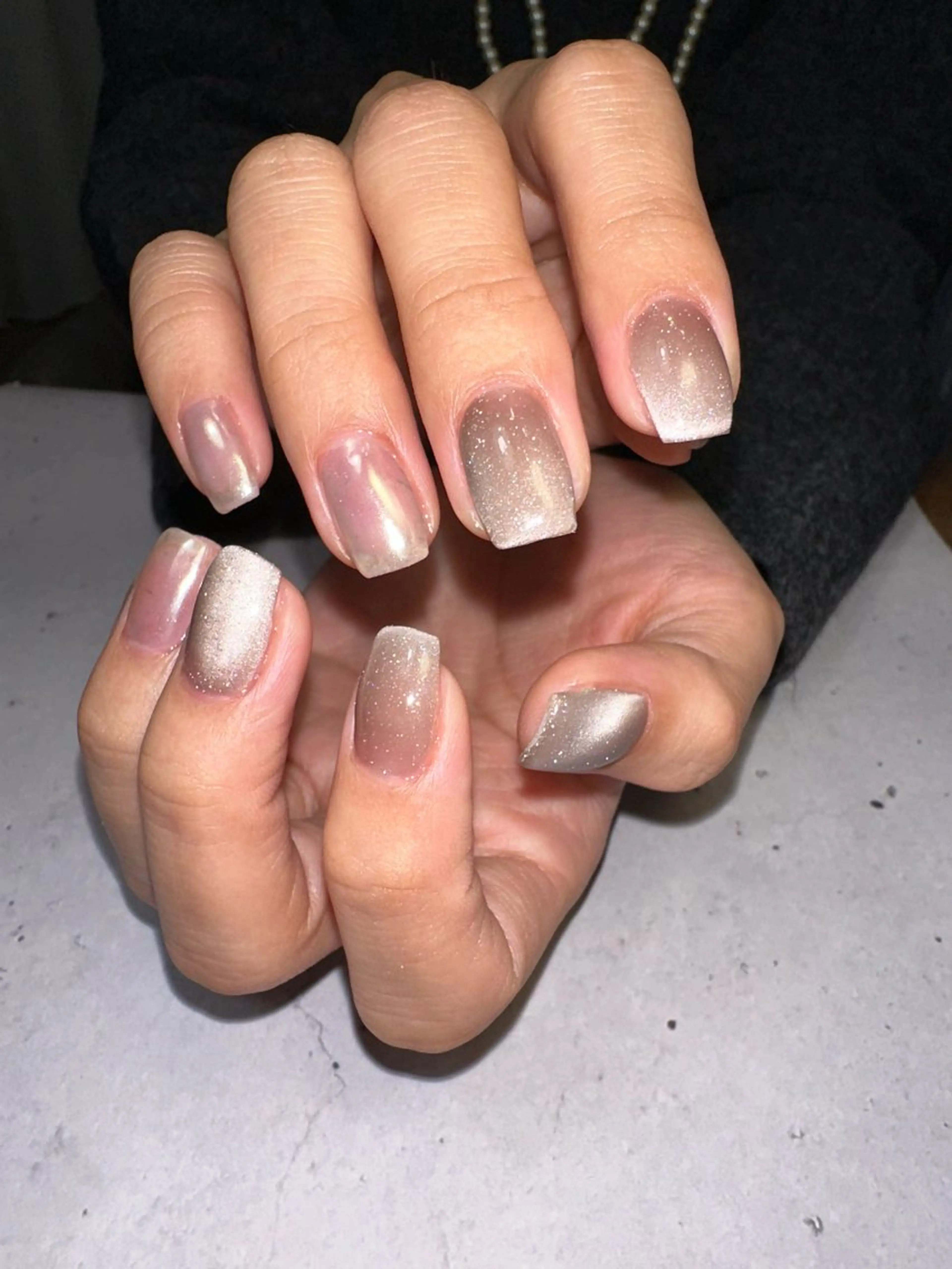 ネイル ブルー フットネイル マグネットネイル ミラーネイル ニュアンスネイル nailsalon Daphneのネイルデザイン