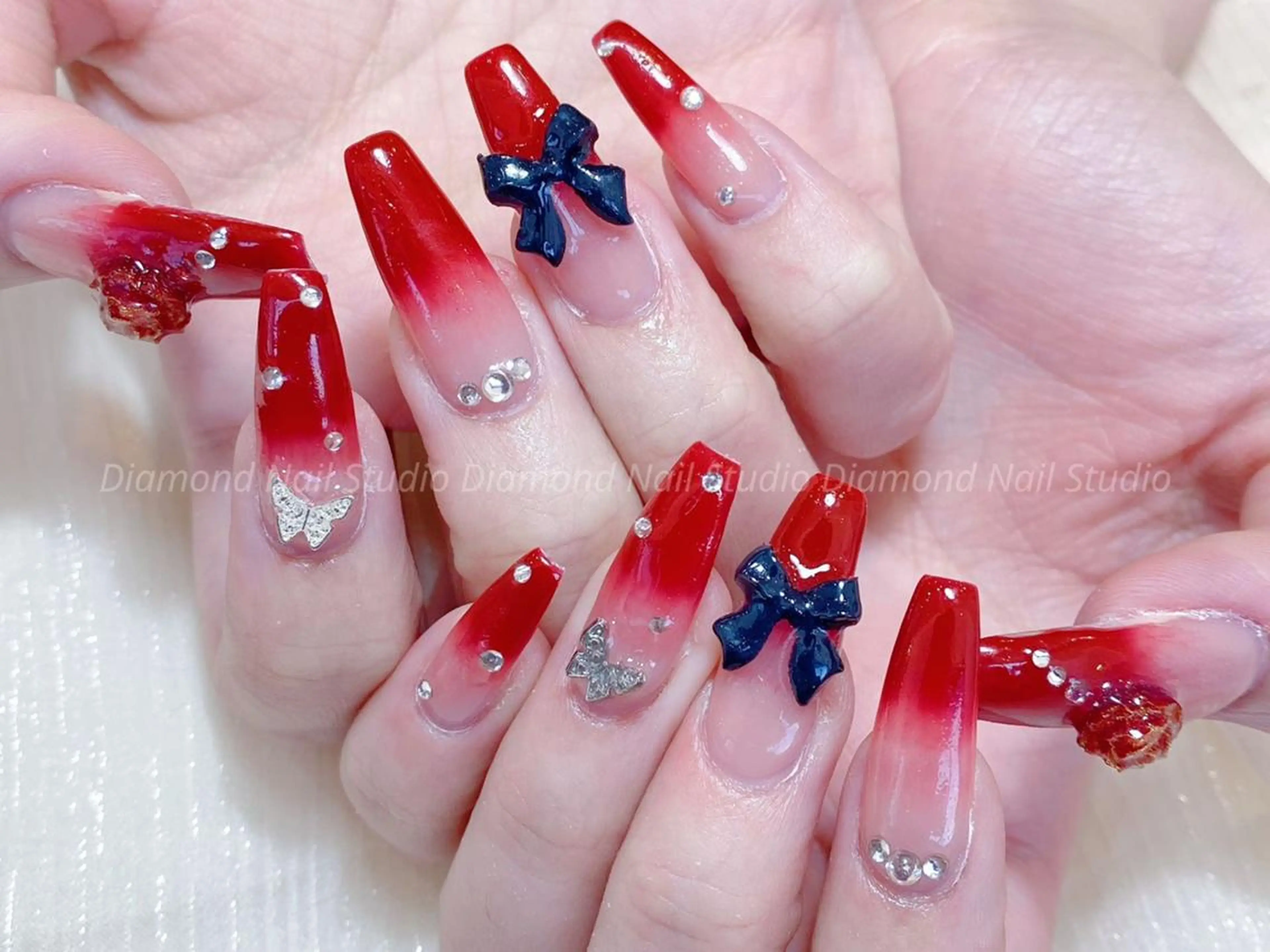 ハンドネイル ハンドケア Plenty 🚢のネイルデザイン