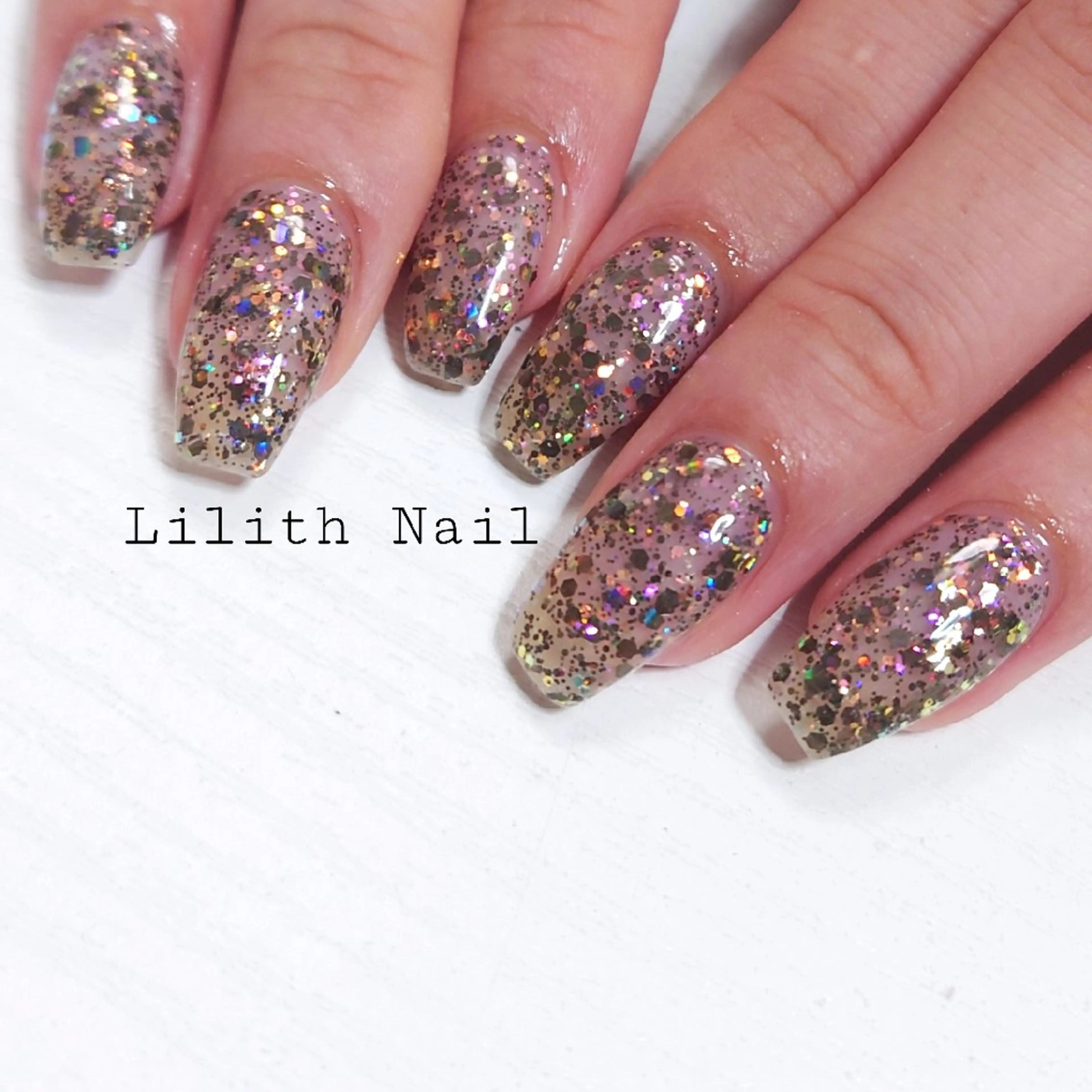 ネイル キラキラネイル ラメ(グリッター) ワンカラーネイル ハンドネイル Lilith Nailのネイルデザイン