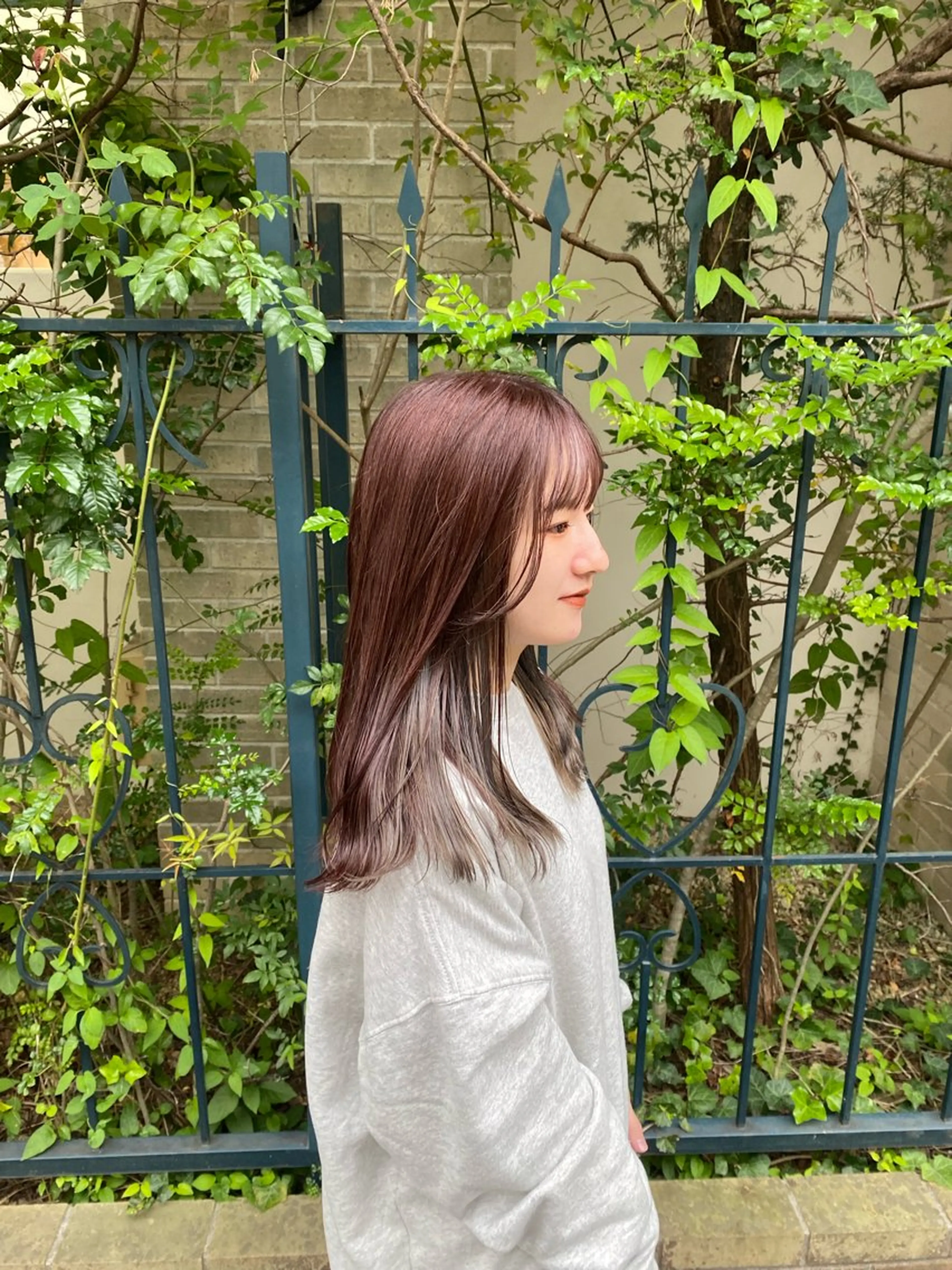 ロング カラー カット ヘアカラー 片岡 令夏のヘアスタイル