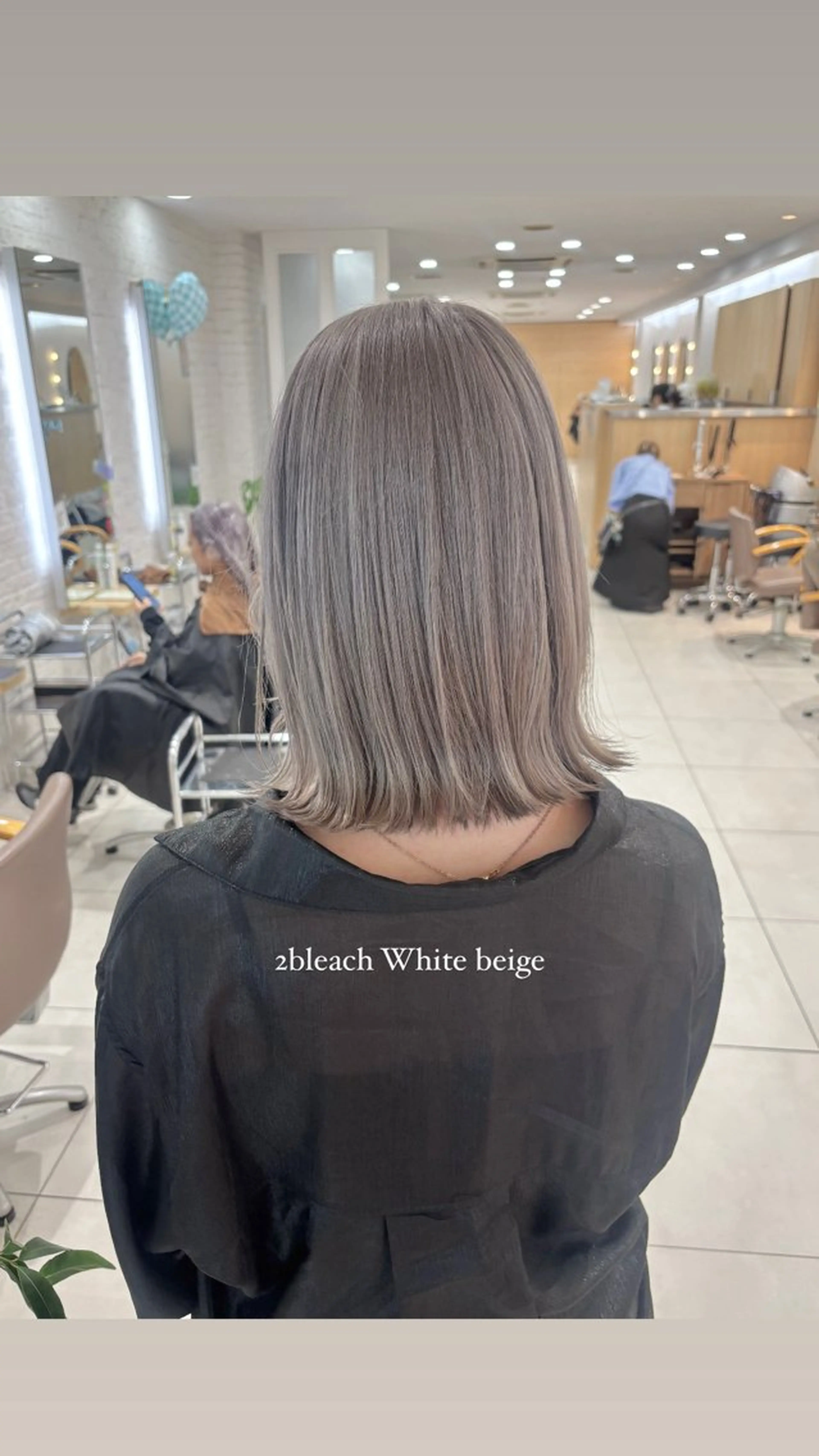 ミディアム カット ヘアカラー 🦋森田さち /ハイトーン🦋のヘアスタイル