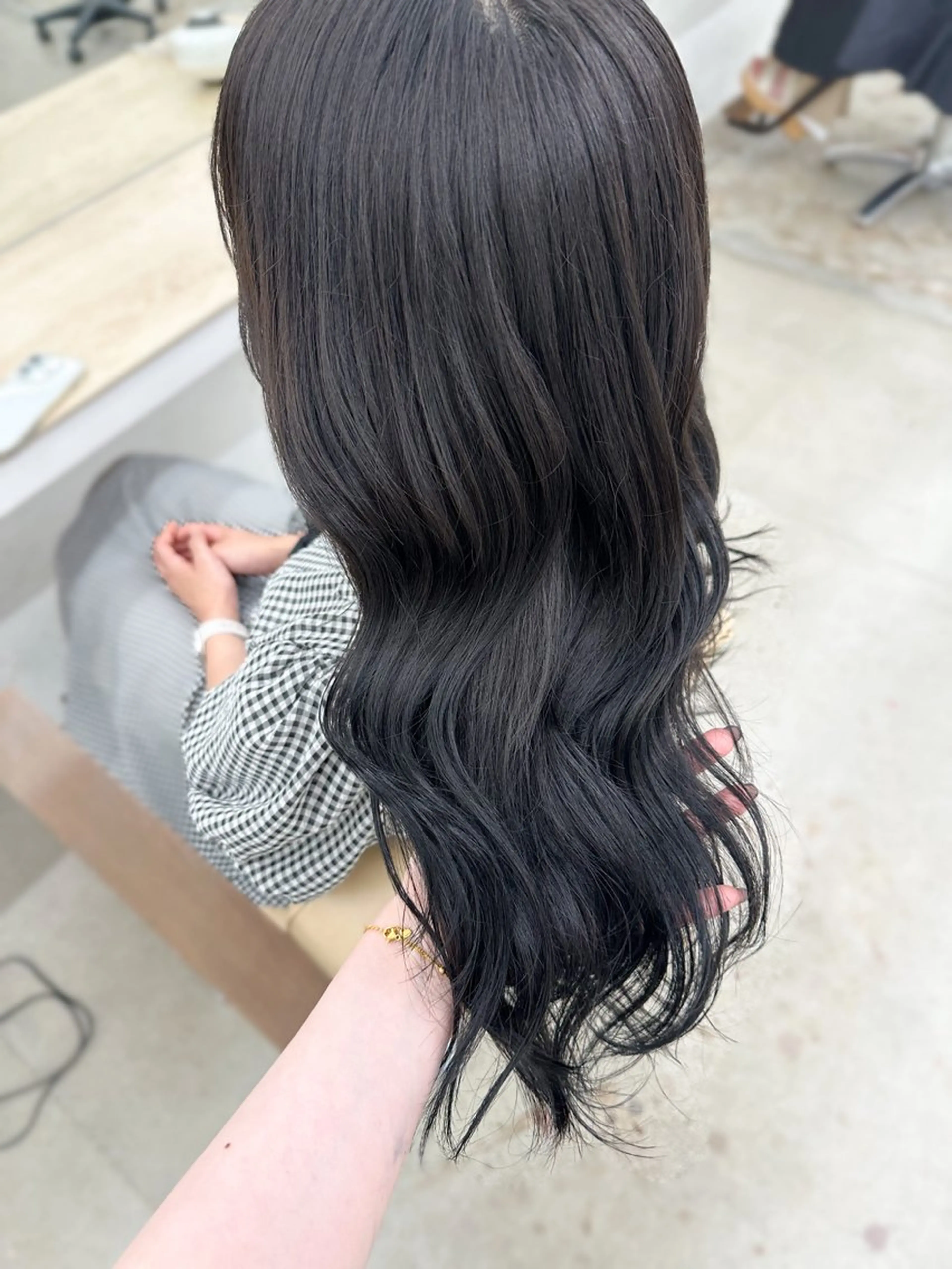 ロング カラー 🌼透明感艶カラー オリーブ🌼河村咲のヘアスタイル