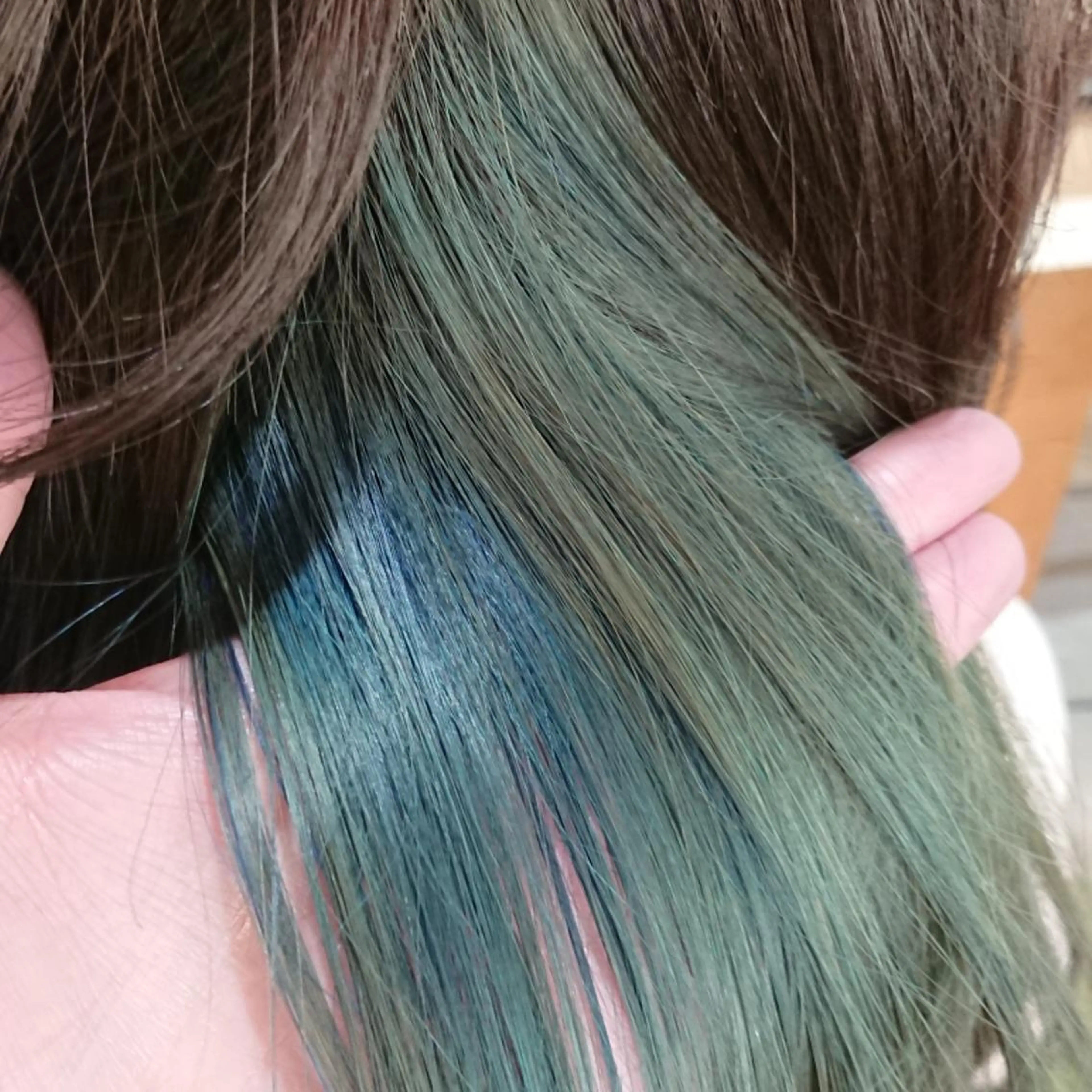 カラー インナーカラー crea   芦田 武栄のヘアスタイル