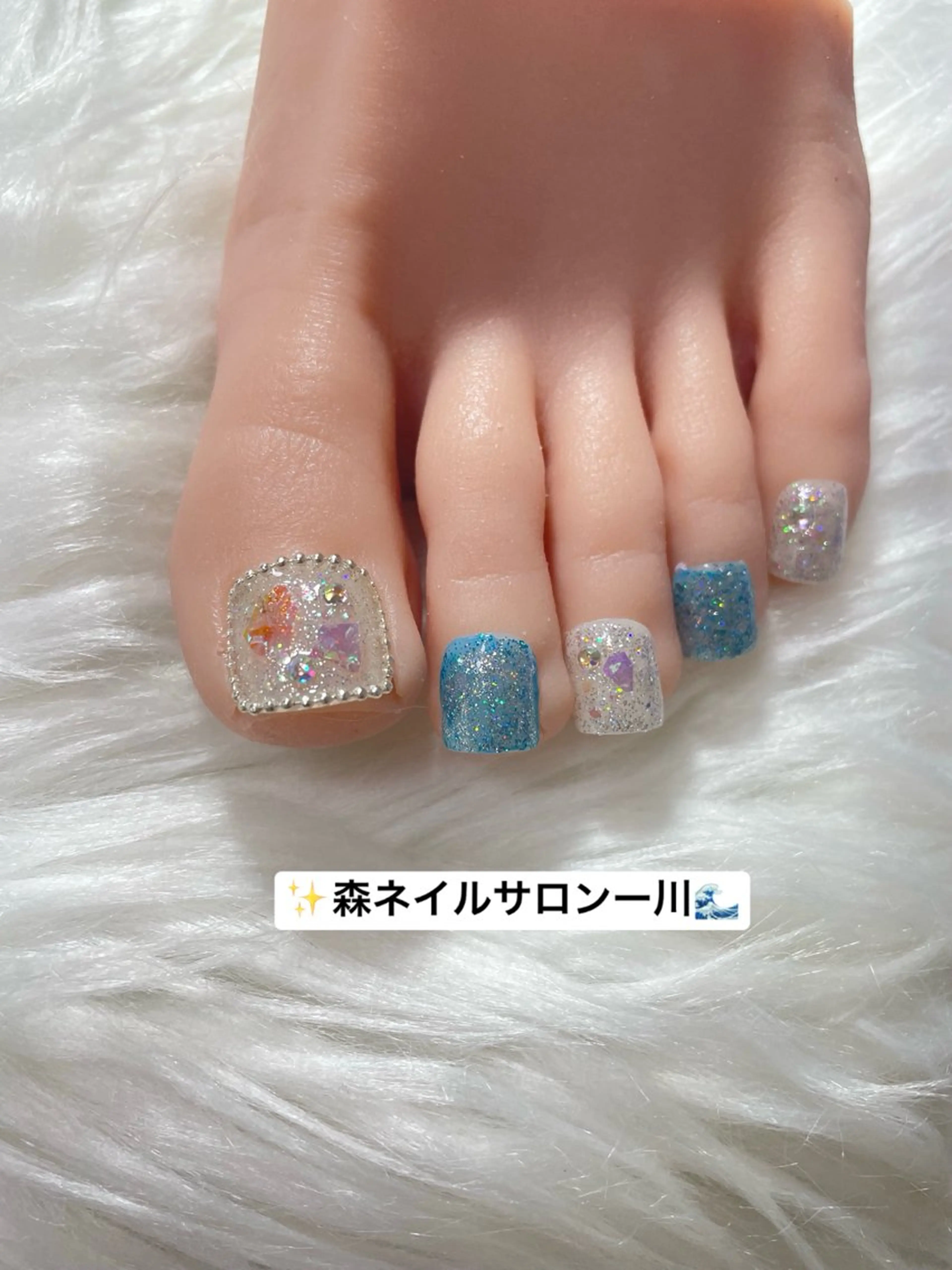 ネイル ハンドネイル フットネイル 森 ネイル サロンのネイルデザイン