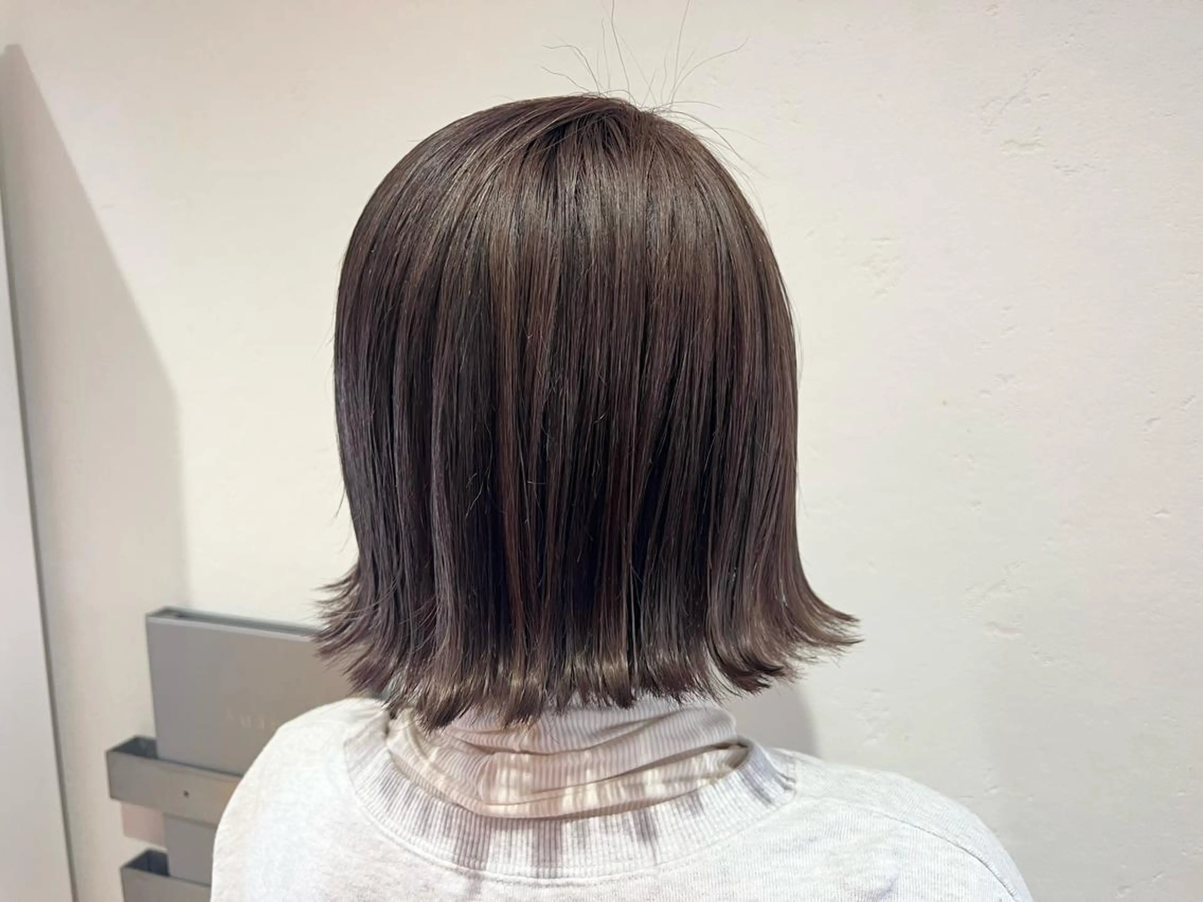 ショート カラー 蓮見  友里のヘアスタイル