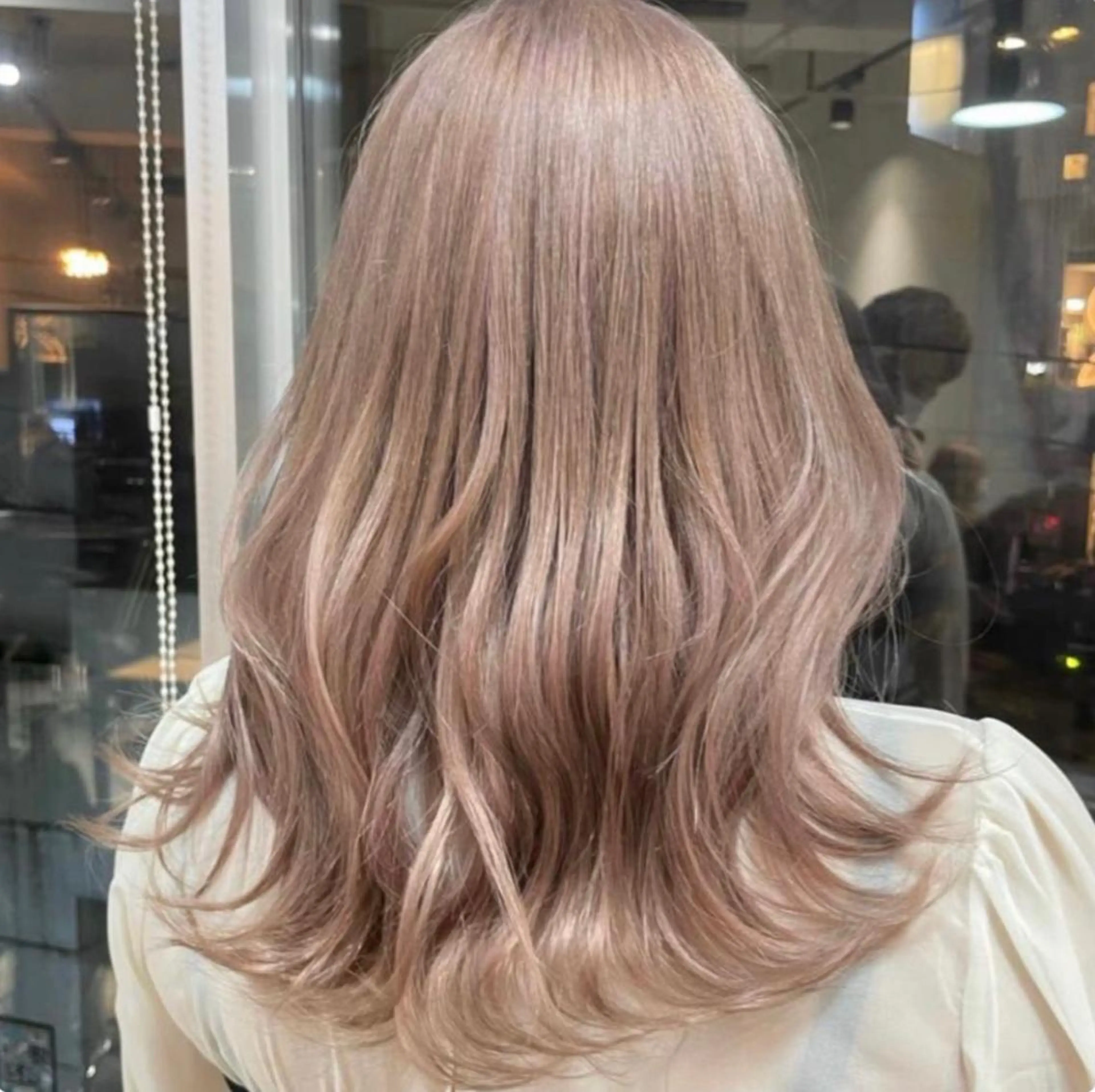 ミディアム カラー ヘアアレンジ ヘアカラー 🌹TikTok４万 ﾌｫﾛﾜｰ🌹AKIのヘアスタイル