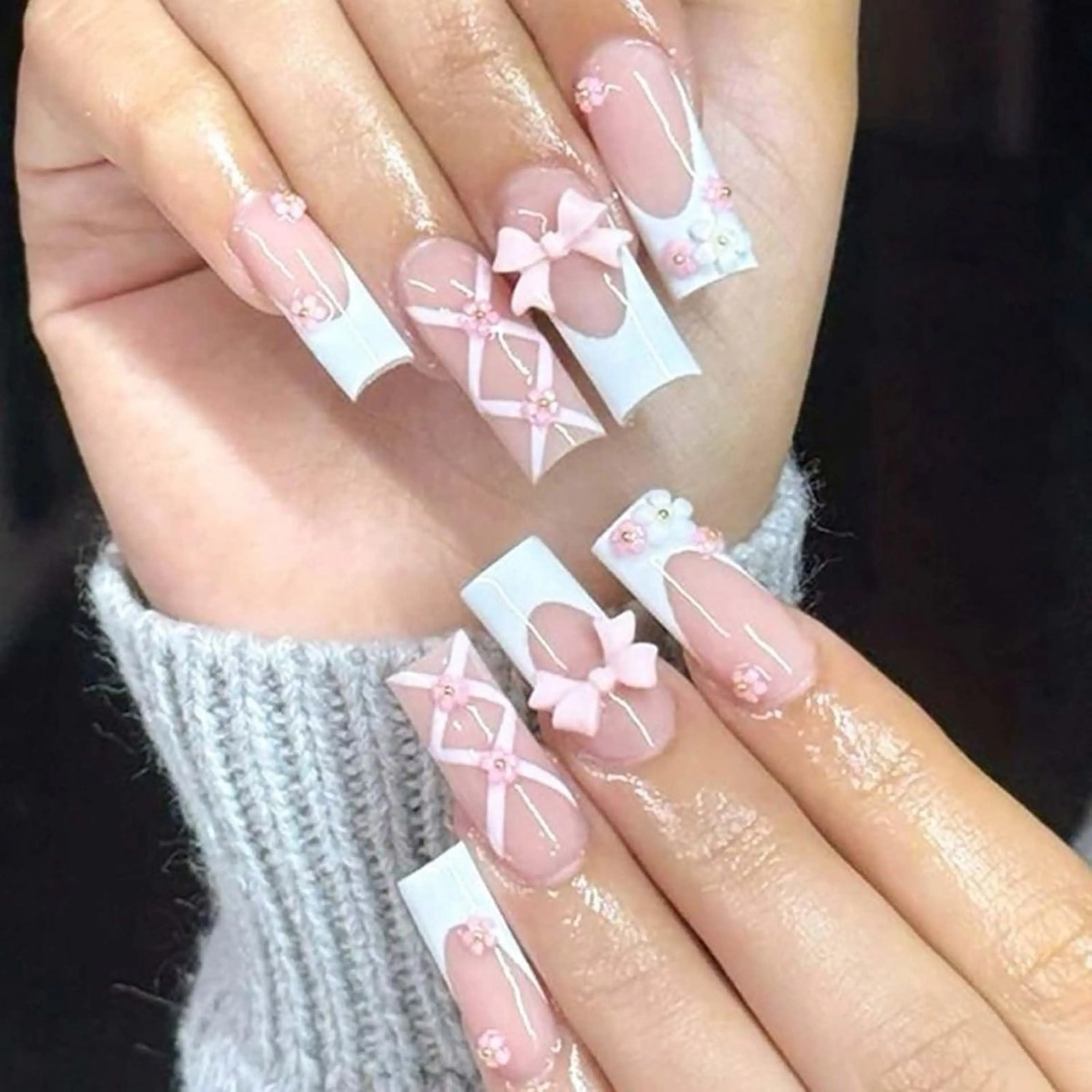 ネイル アートネイル 長さ出し ジェルネイル マグネットネイル ニュアンスネイル Cloudy Chan Nailのネイルデザイン