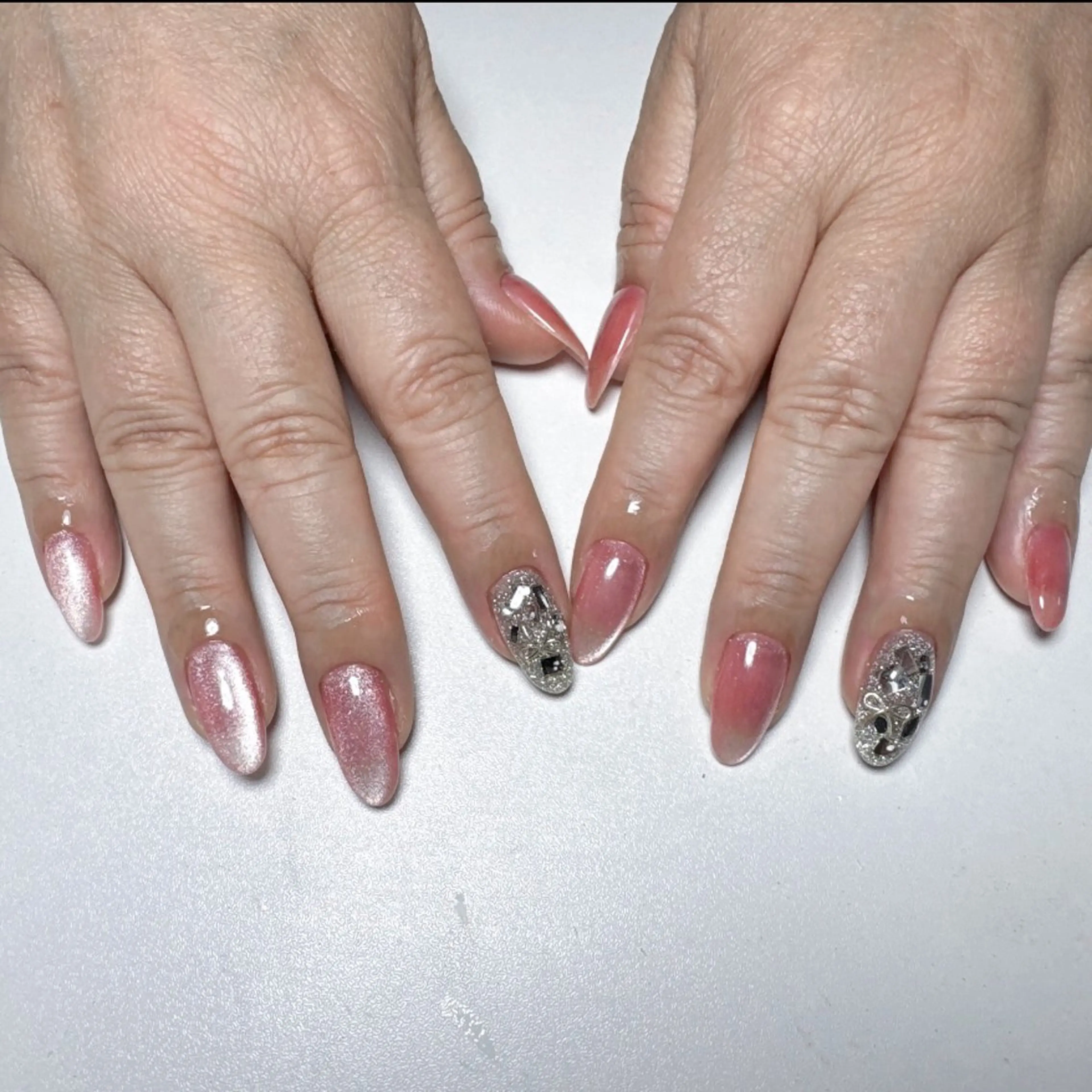 ネイル ハンドネイル BiEi.ビエイ所属・美瑛 BiEiのネイルデザイン