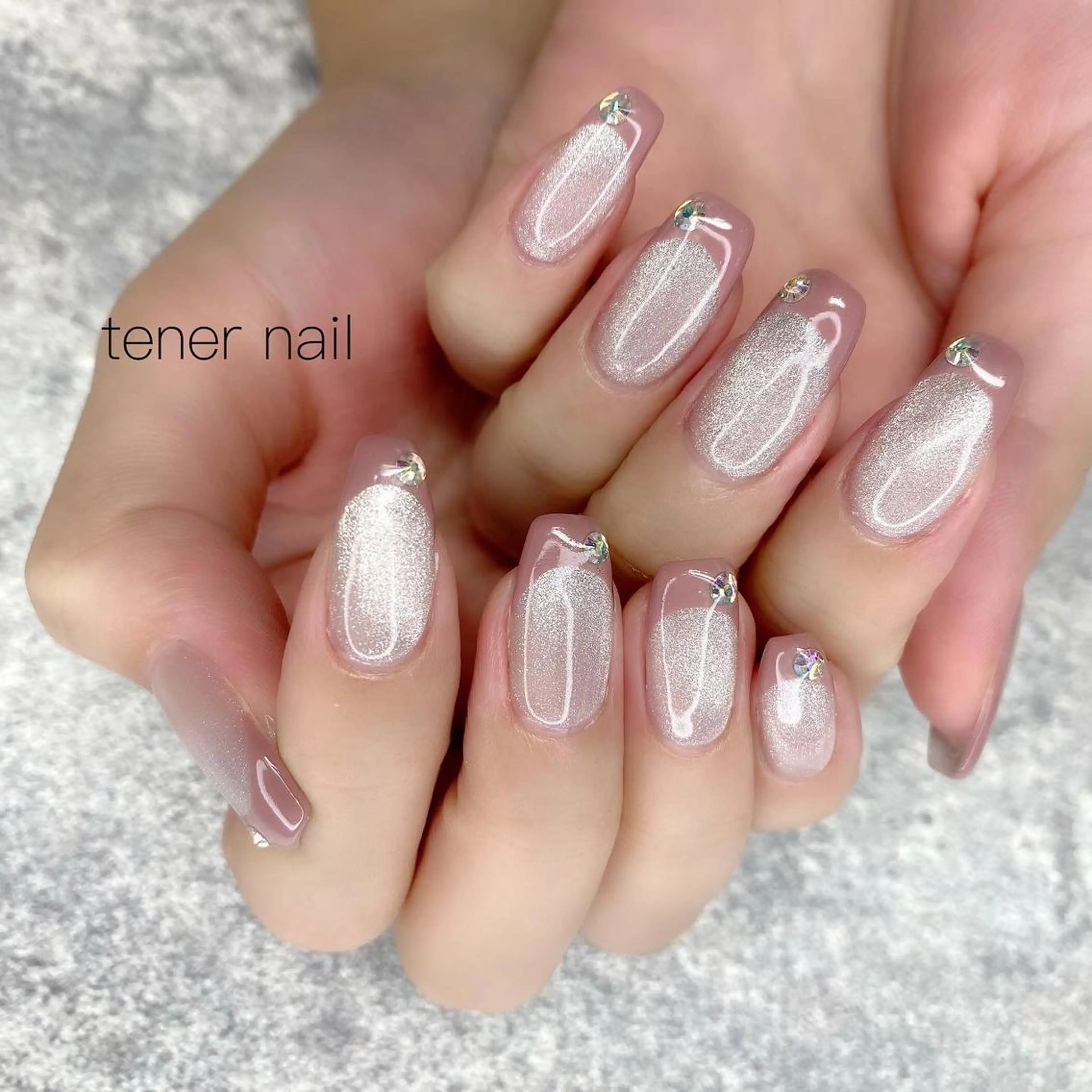 ネイル オーロラネイル フレンチネイル マグネットネイル ストーンネイル テネルネイル tener nailのネイルデザイン