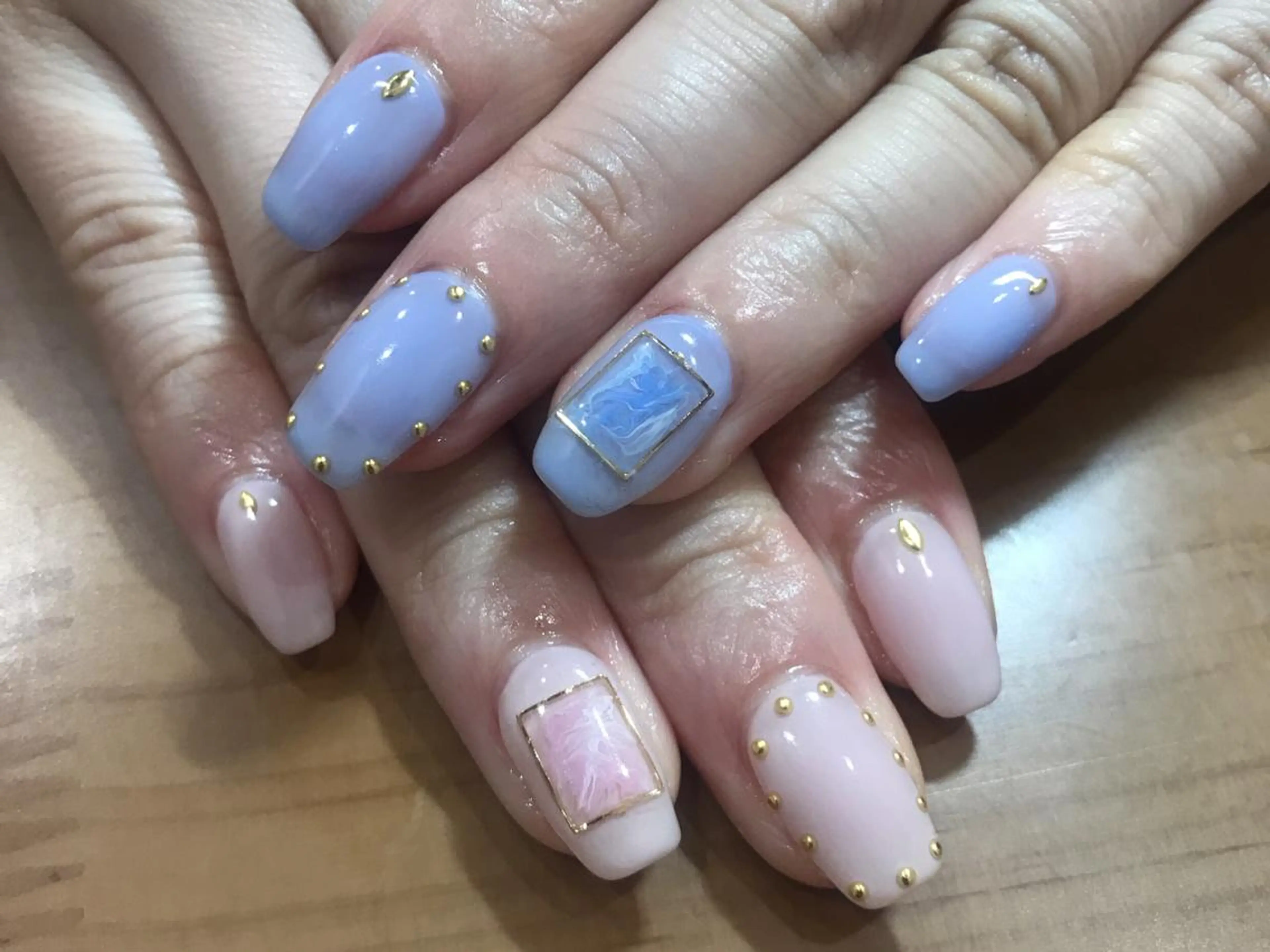 ネイル ニュアンスネイル ハンドネイル 中川 愛理のネイルデザイン