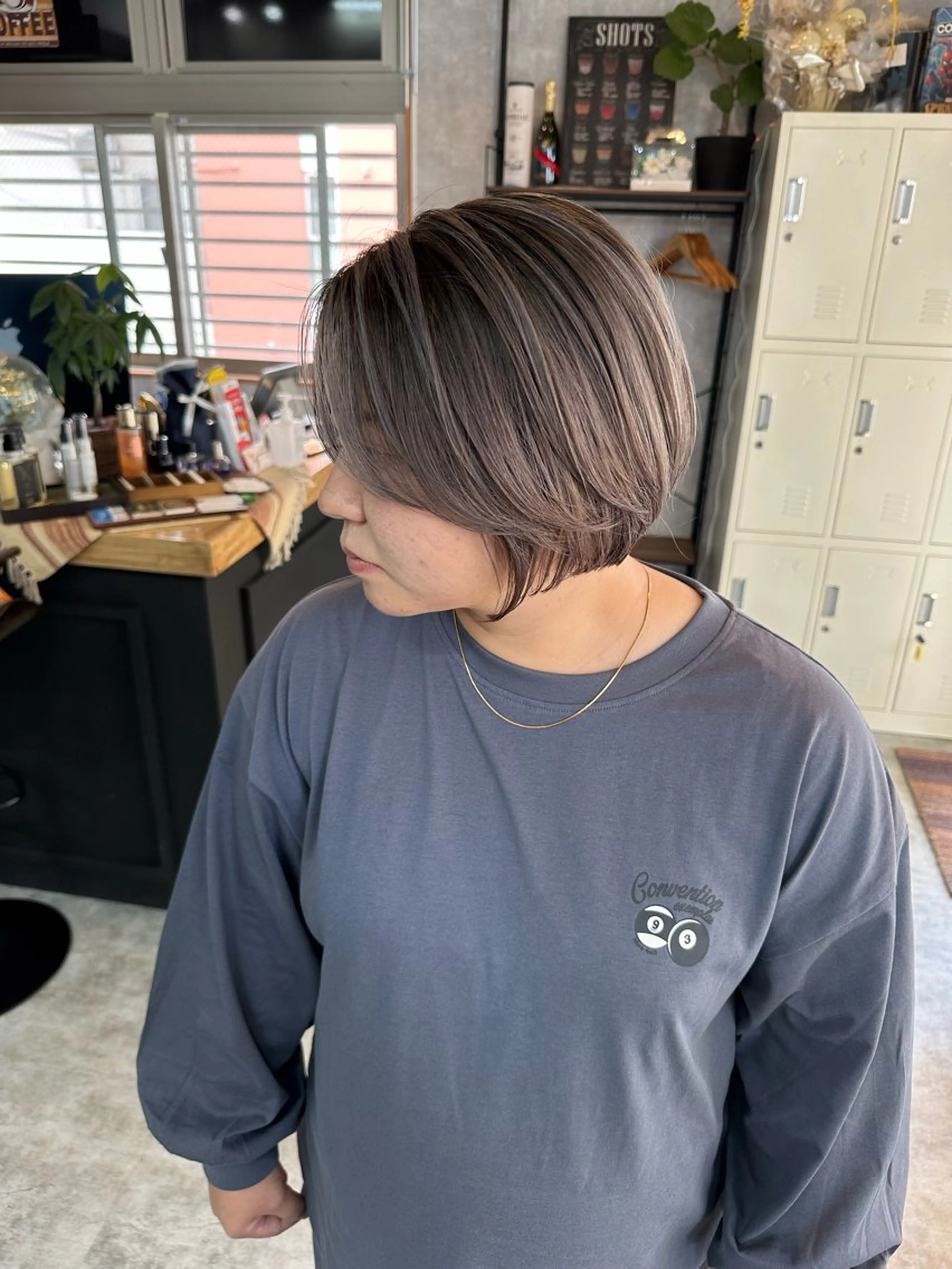 ショート 切りっぱなしボブ ショートボブ ハンサムショート 丸みショート ボブ カット ヘアカラー トリートメント モテ髪/ボブ/ショー ト/アダチフウトのヘアスタイル