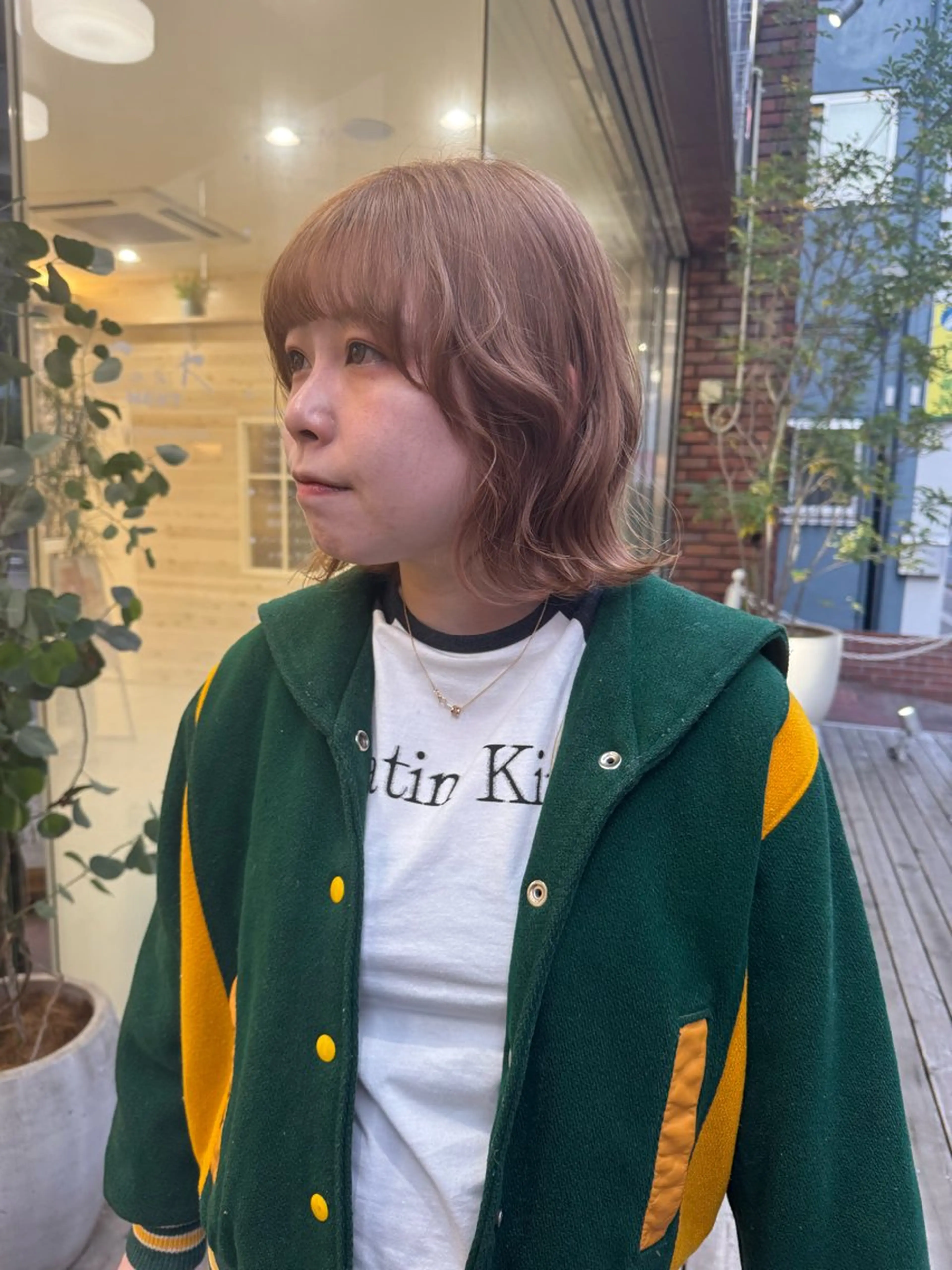 ショート カラー ブリーチ Seeknext // Rukaのヘアスタイル