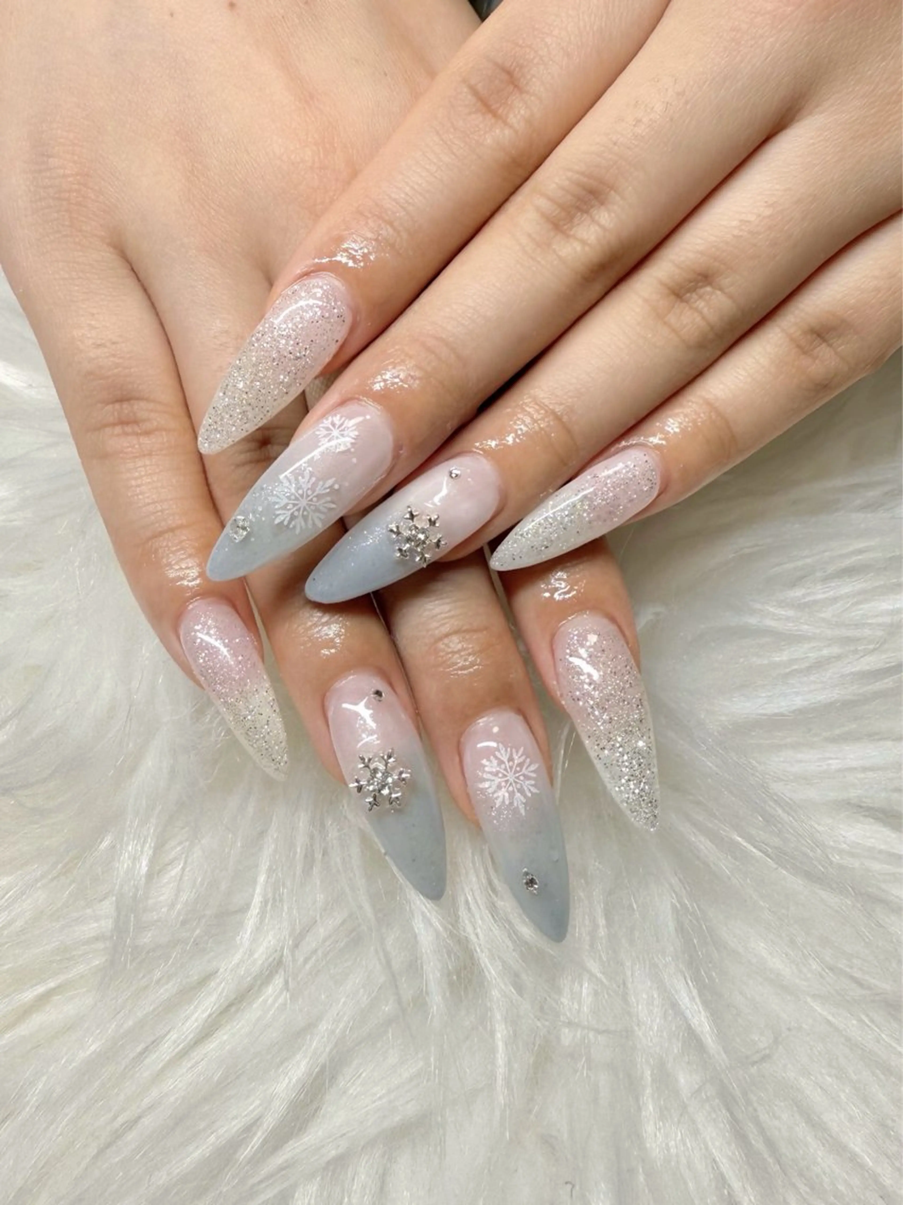 ネイル 冬ネイル ハンドネイル CHARME 🤎〔RINA〕のネイルデザイン