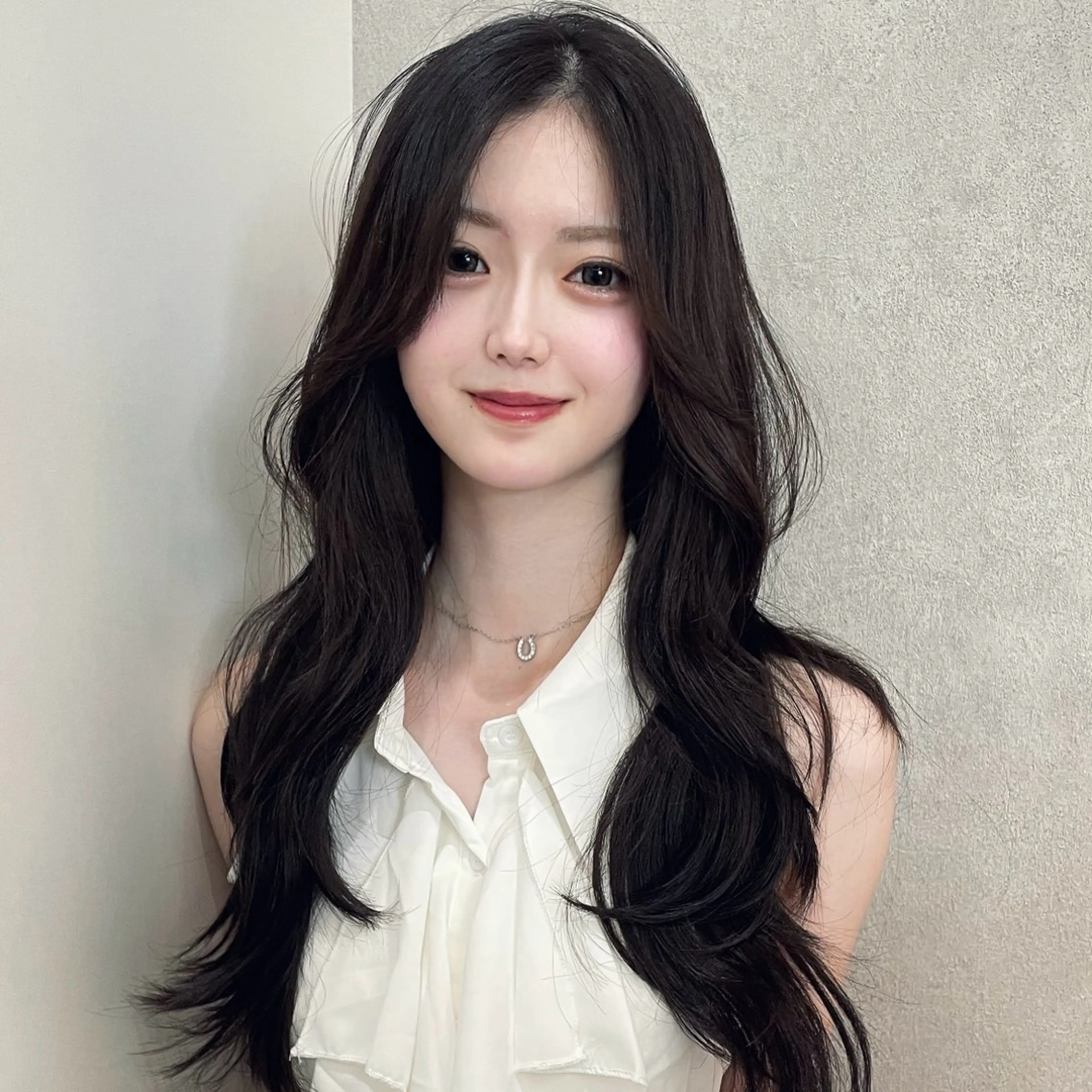セミロング カット ヘアカラー トリートメント ヘッドスパ ヘアセット ハッシュカット🖤✨ 顔周り/韓国ヘアのヘアスタイル