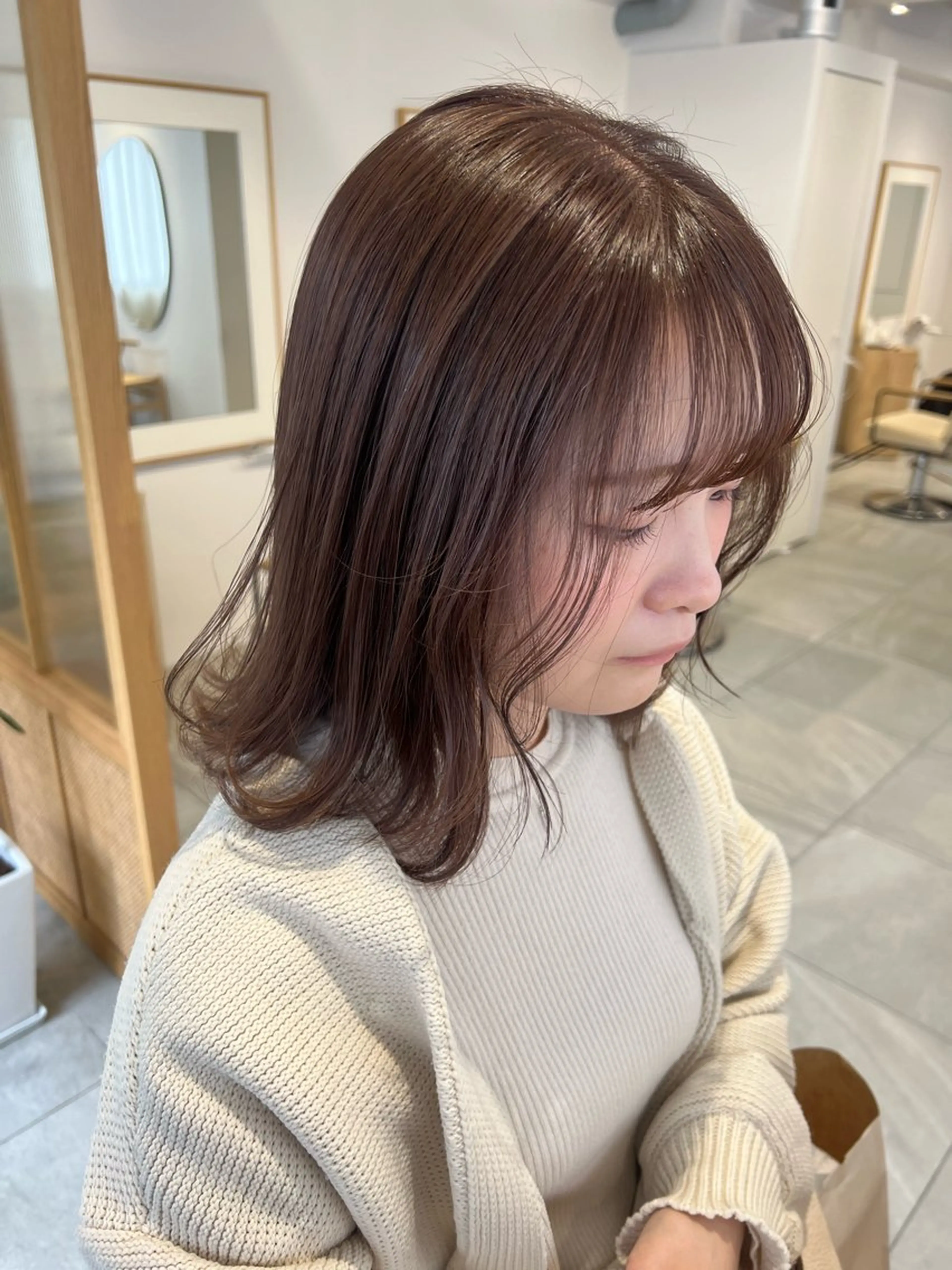 ミディアム カラー ベージュカラー 💛河原町/透明感/ コテ巻き/moe💛のヘアスタイル