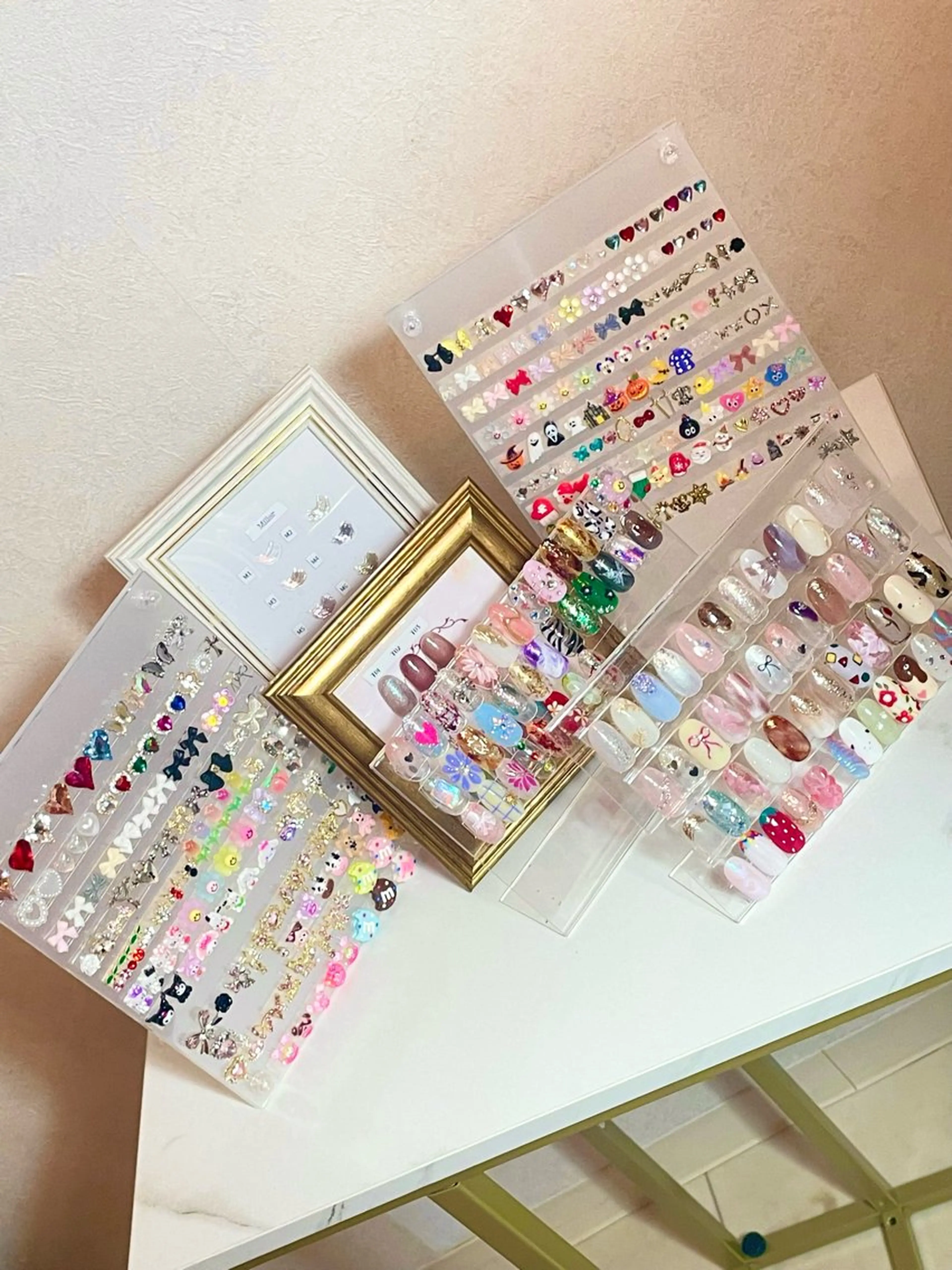 ネイル アートネイル Chicchi 加茂宮駅徒歩3分のネイルデザイン