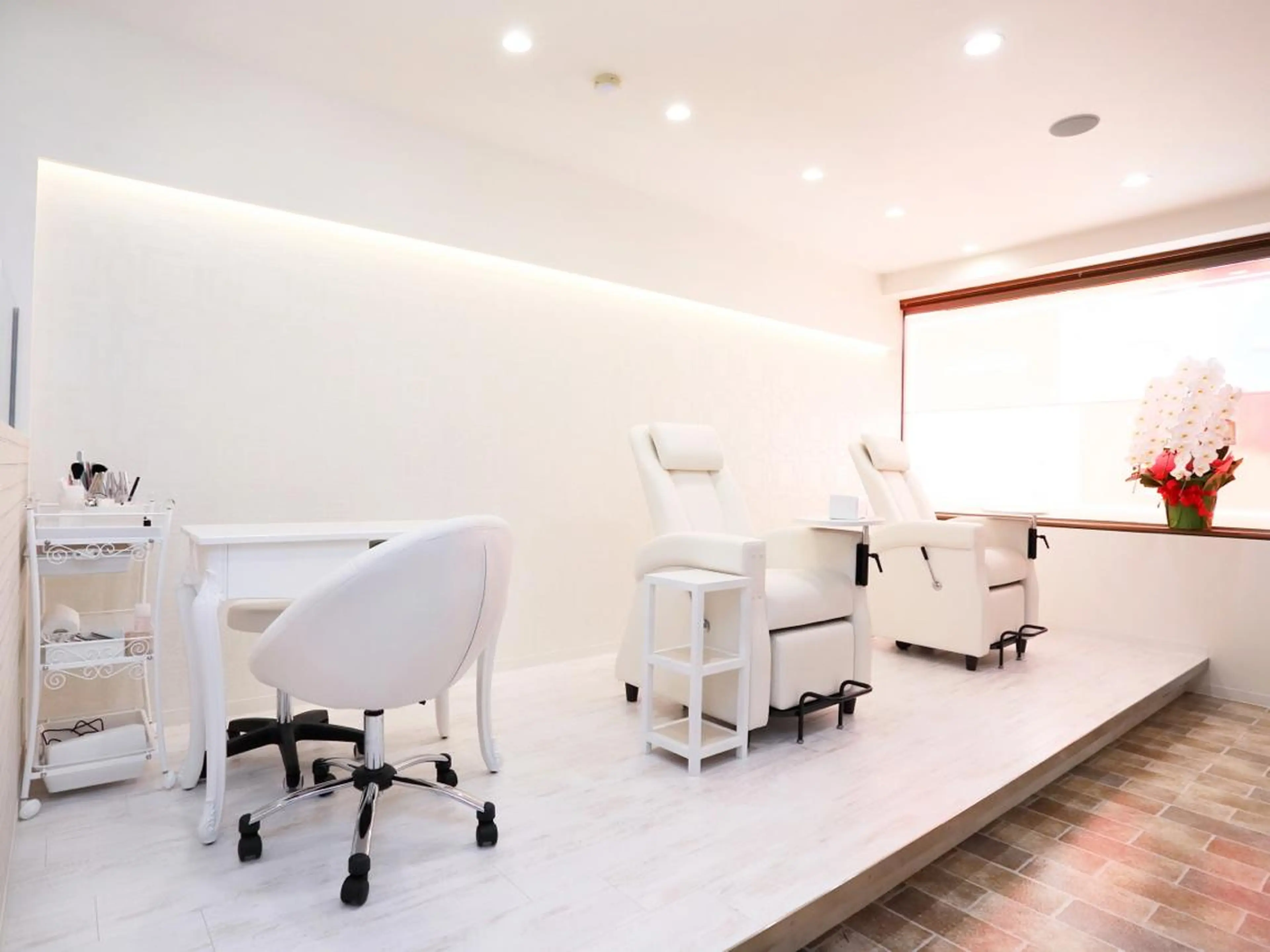 ネイル 牧野恭平 【★酸性縮毛矯正★】のヘアスタイル