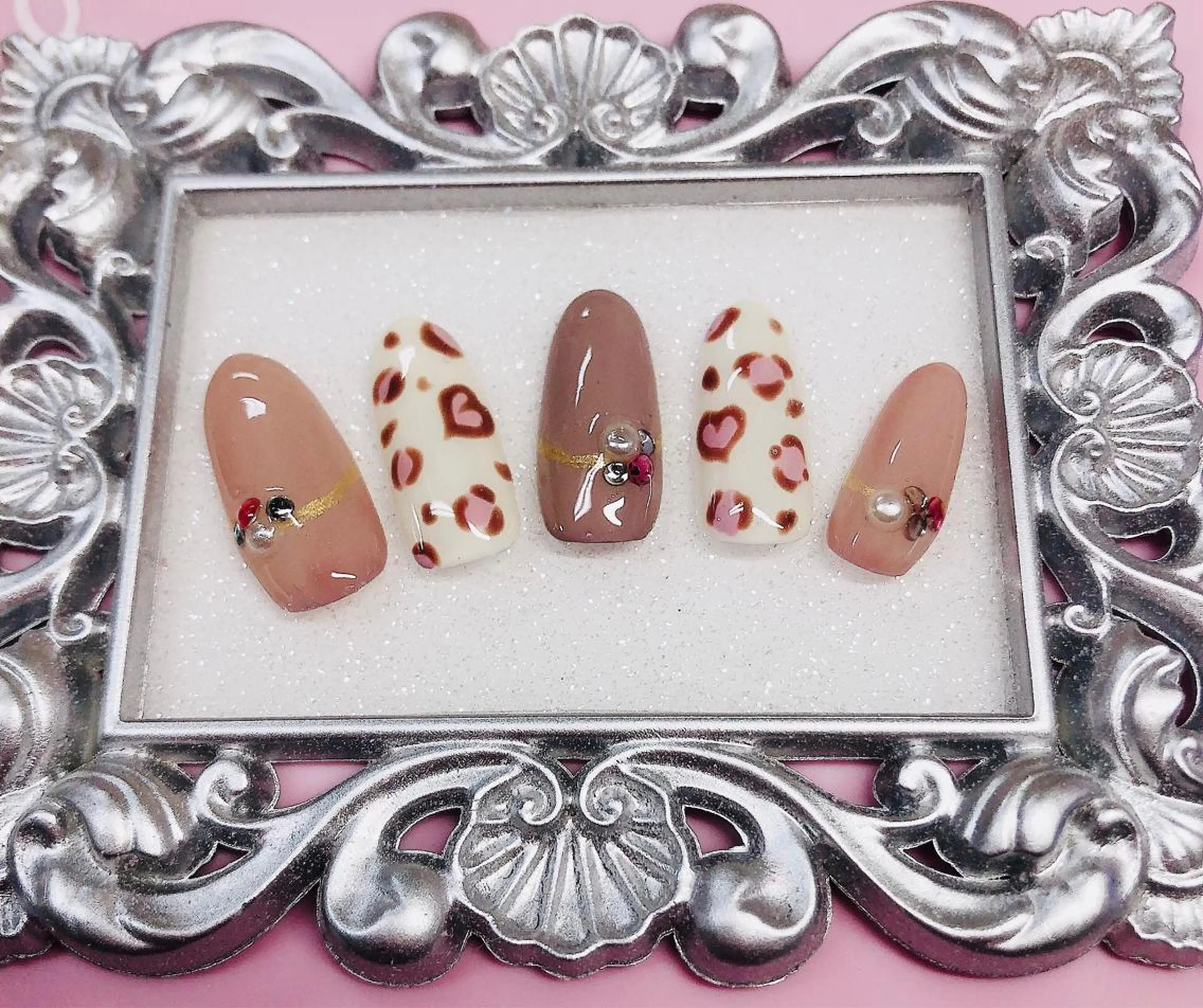 ネイル Tomita chikaのネイルデザイン