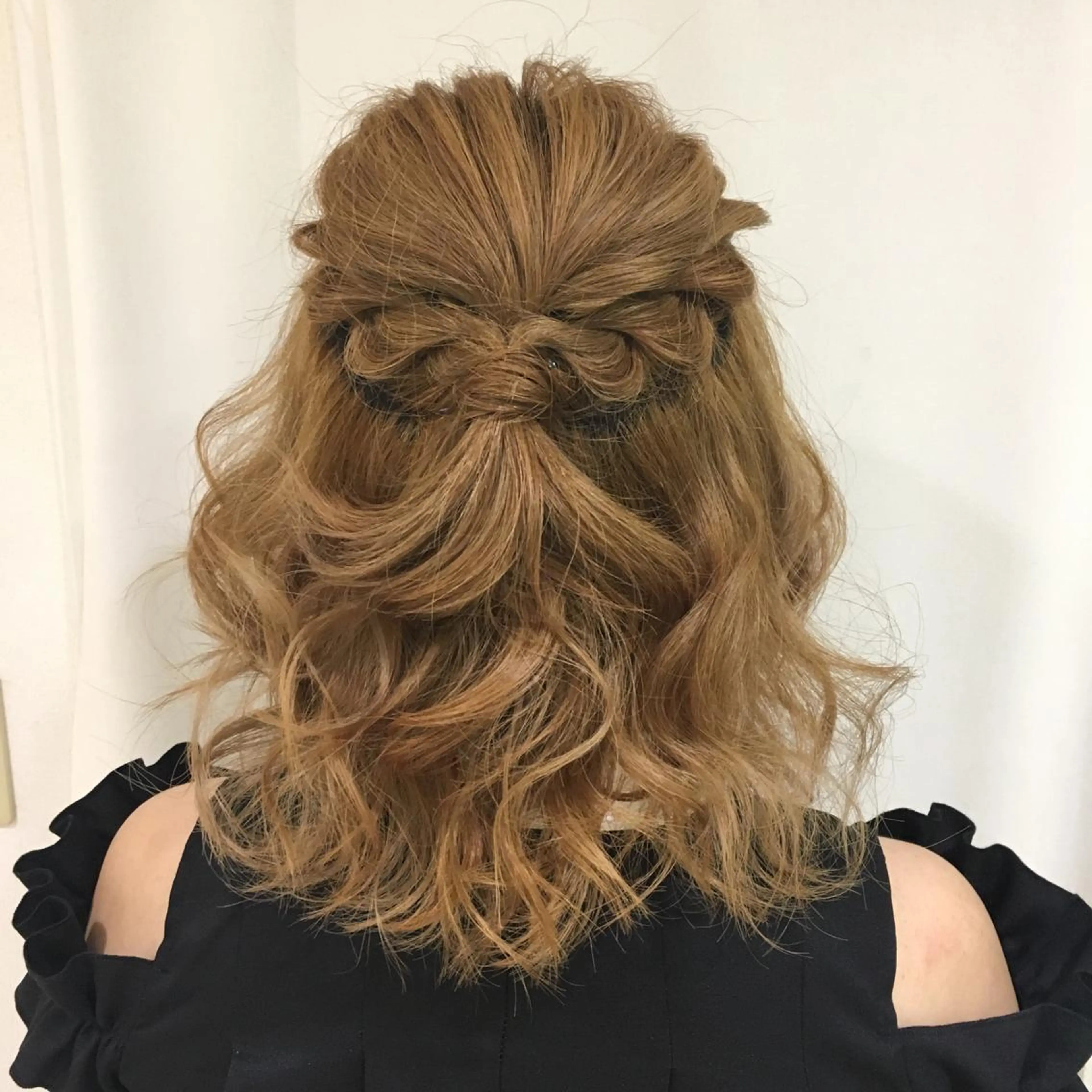 ミディアム カラー ヘアアレンジ きむえり/髪質改善 /うねり広がり改善のヘアスタイル