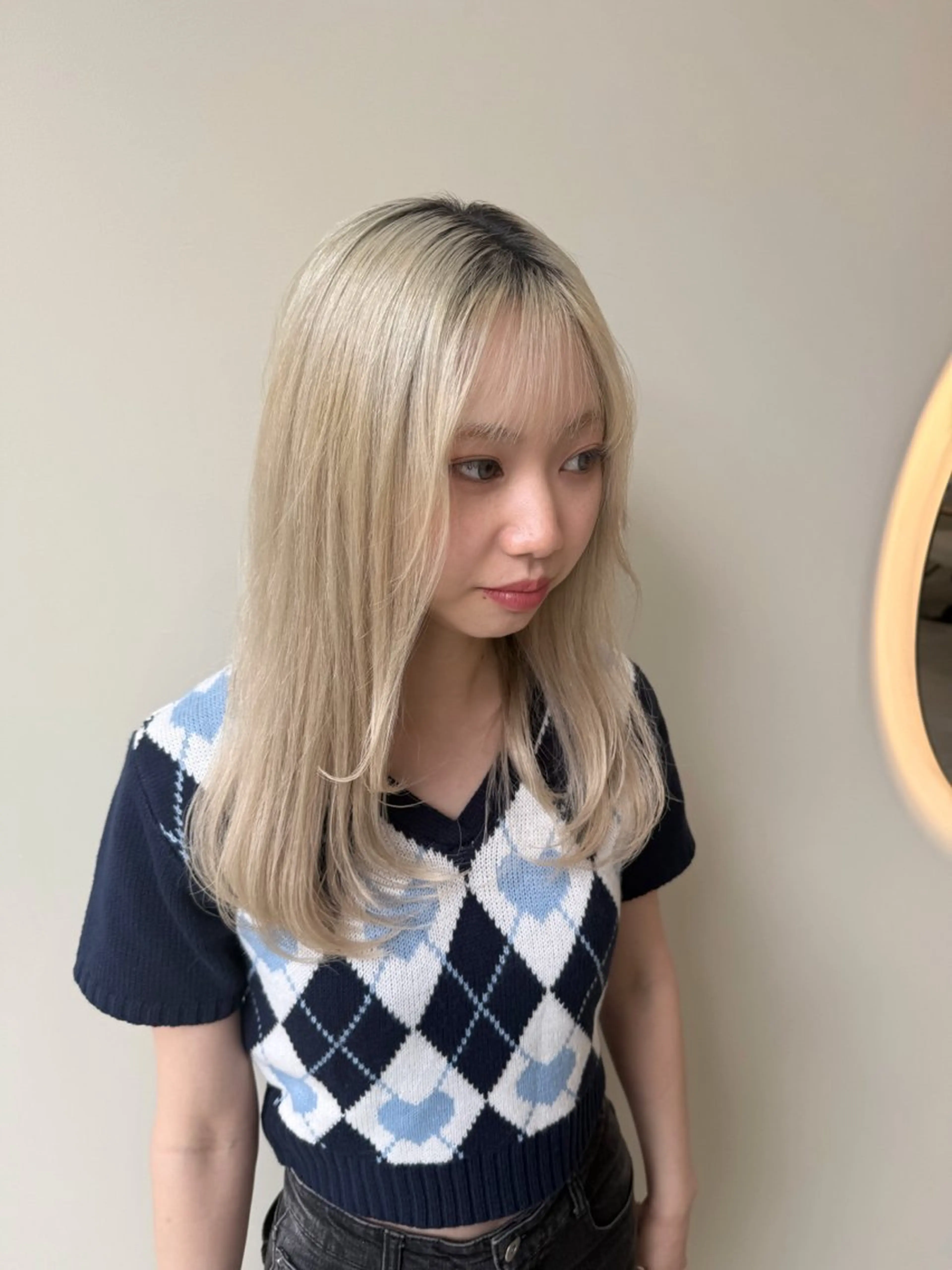 セミロング カラー 🩶 AIRA / 透明感カラー 🩶のヘアスタイル