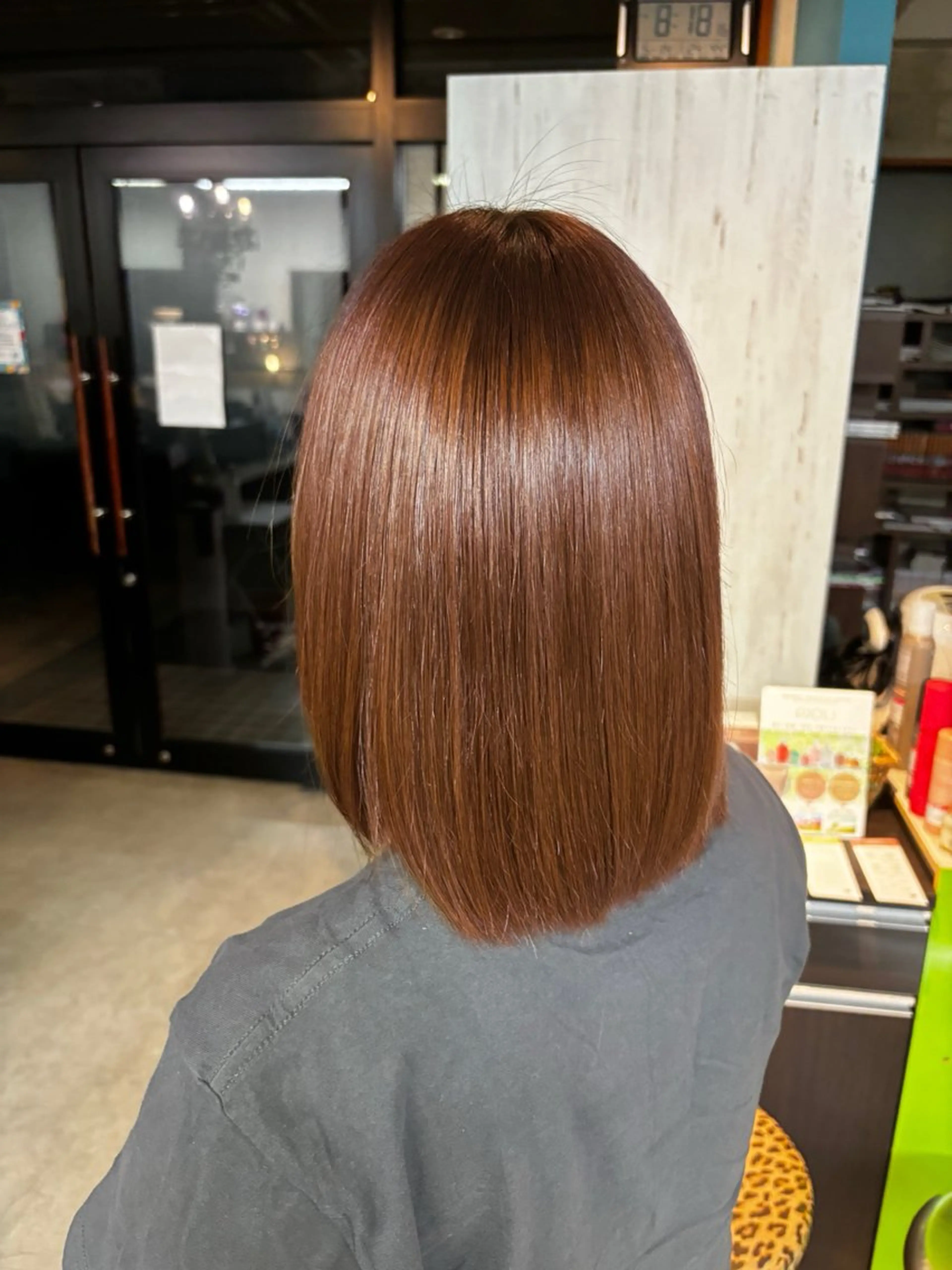 セミロング オレンジブラウン 下河 美友のヘアスタイル