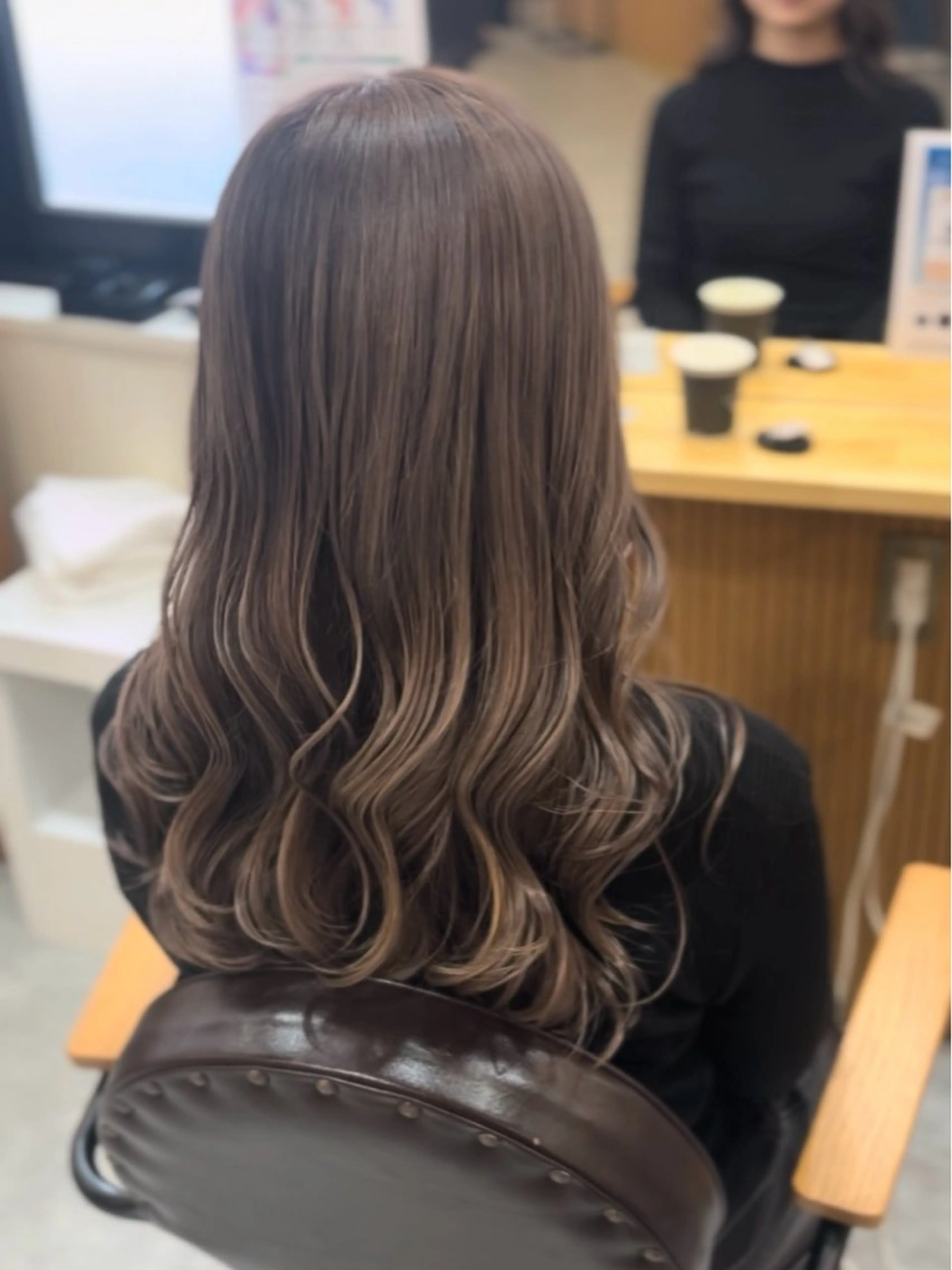 ロング カラー ベージュカラー ブリーチ カット ヘアカラー 🌸 ROPEさとみ🌸のヘアスタイル