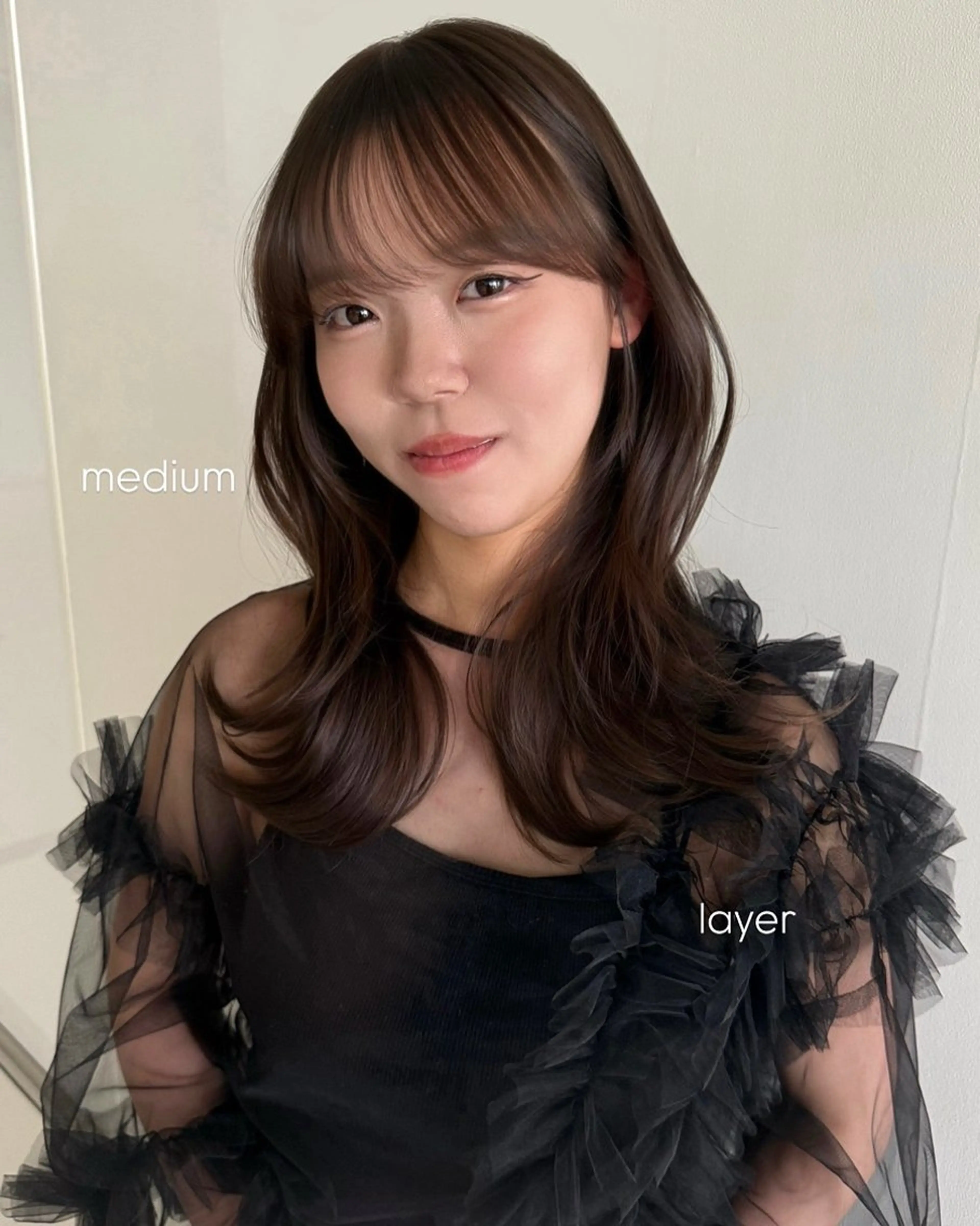 パーマ むく。/顔周りカット /透明感カラーのヘアスタイル