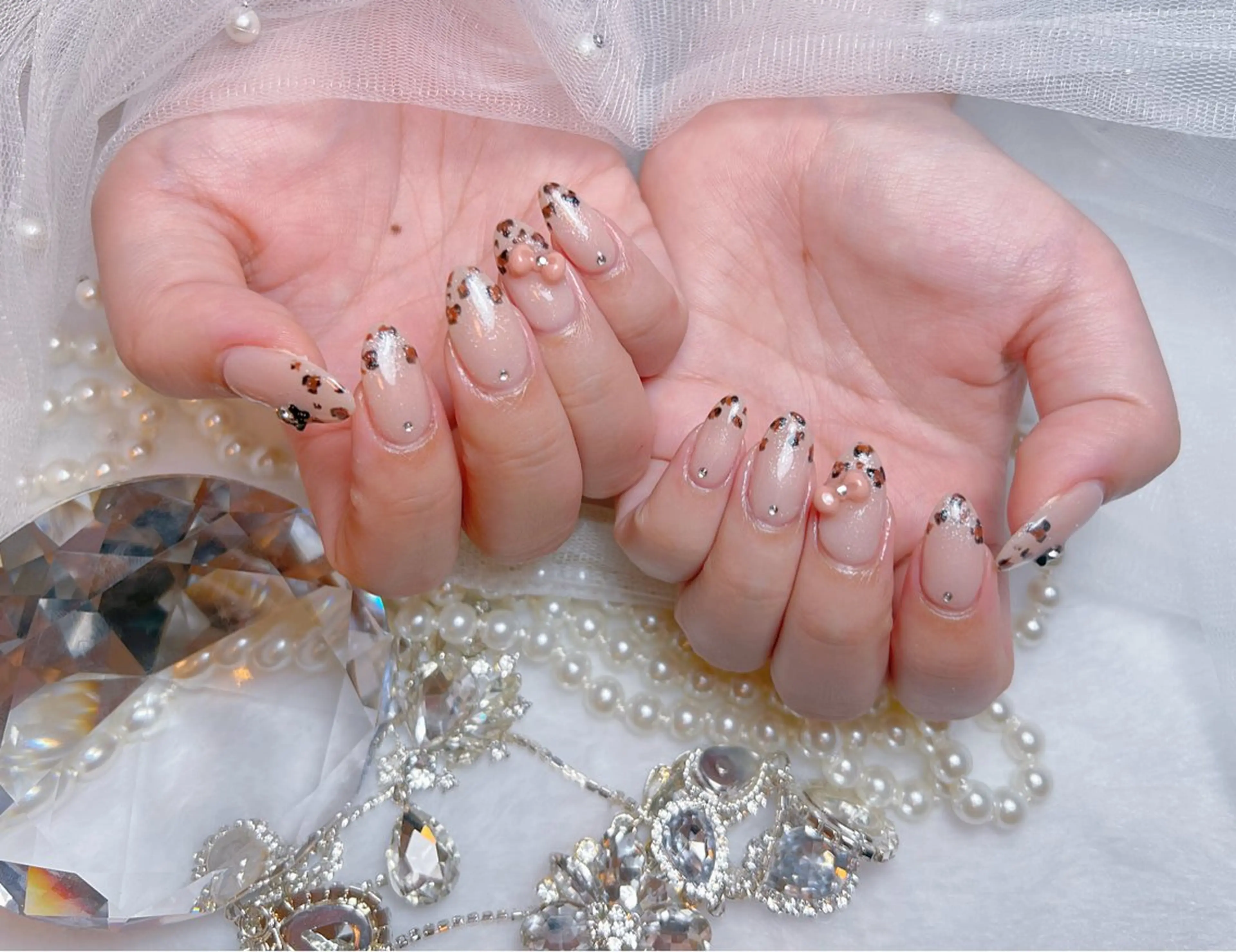 ネイル アートネイル オーロラネイル チークネイル 長さ出し フットネイル Miya _nailのネイルデザイン
