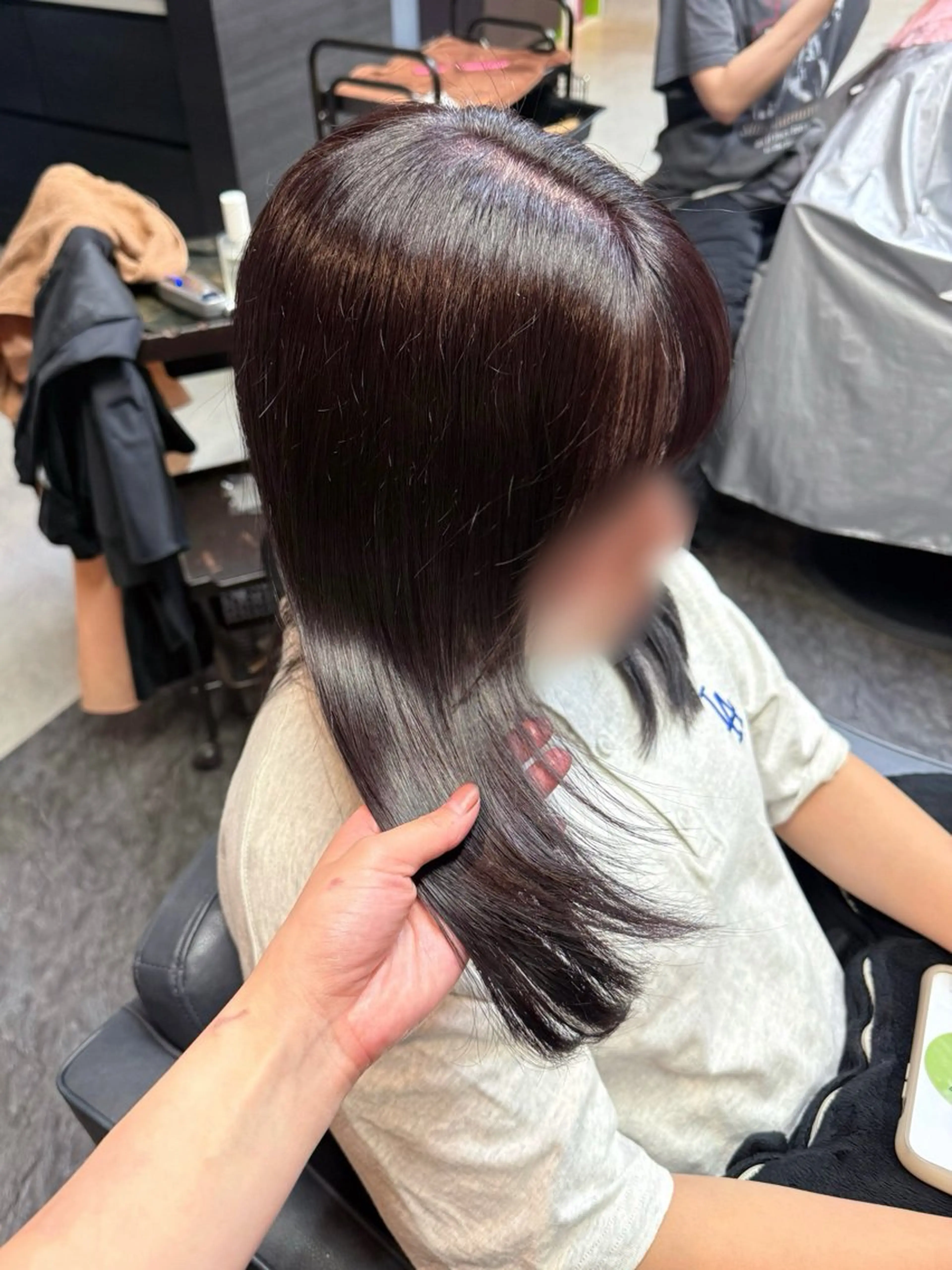 ミディアム ヘアカラー 奴賀 詩のヘアスタイル
