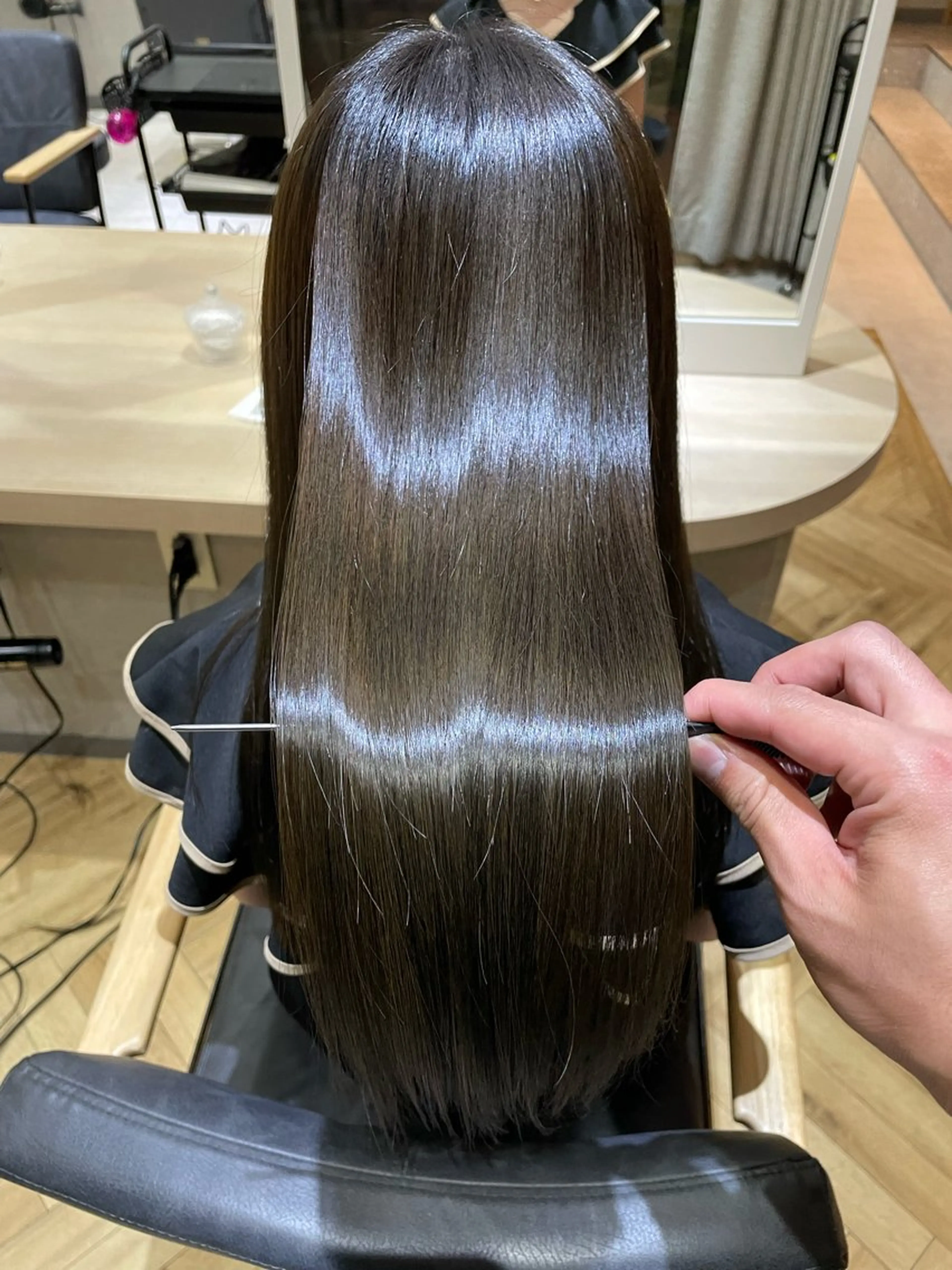 ✨【色気溢れる艶髪に】✨髪質改善inケアカラー+TOKIO超音波トリートメント ¥15900→¥9900の写真