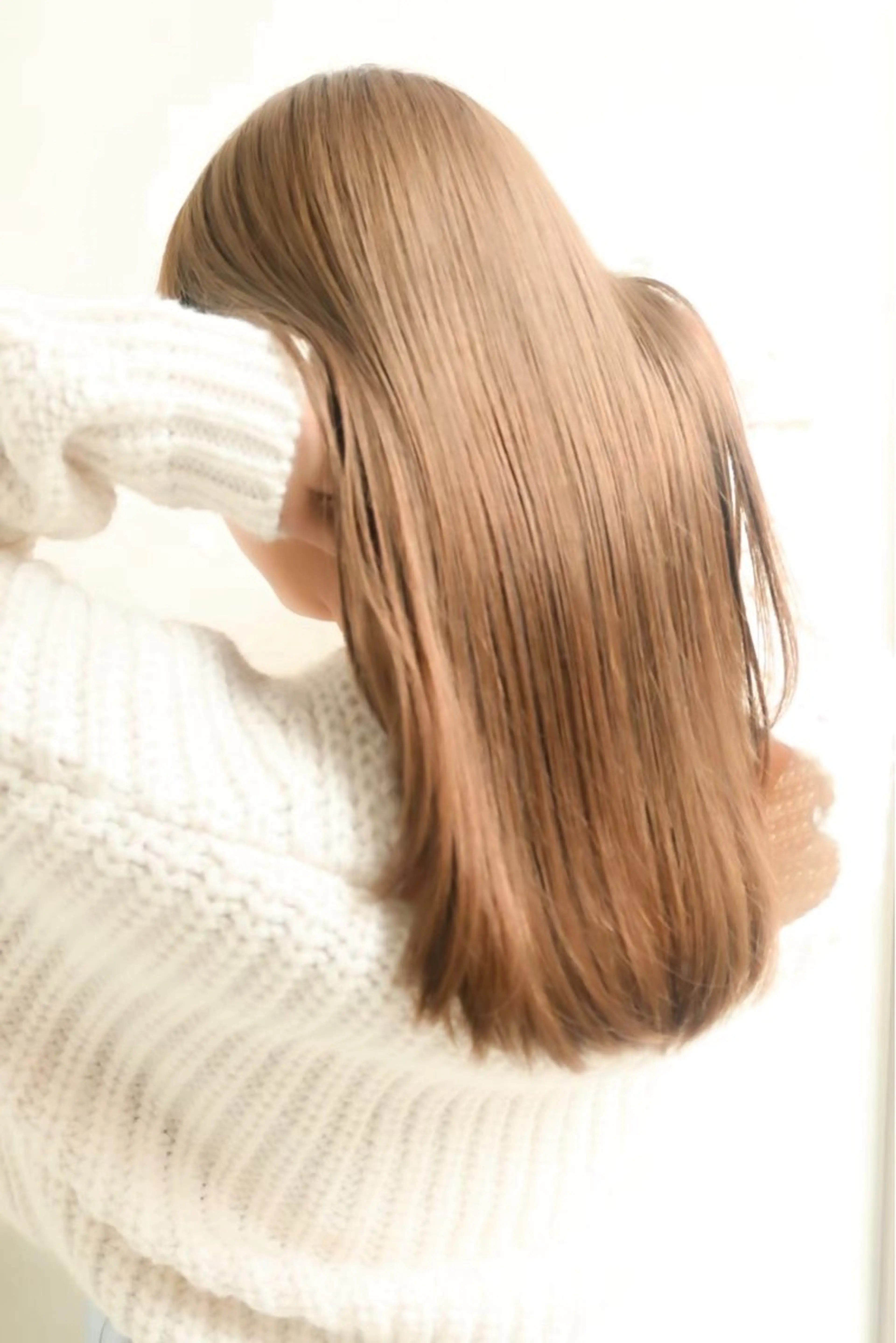 カラー 山本 遥海のヘアスタイル