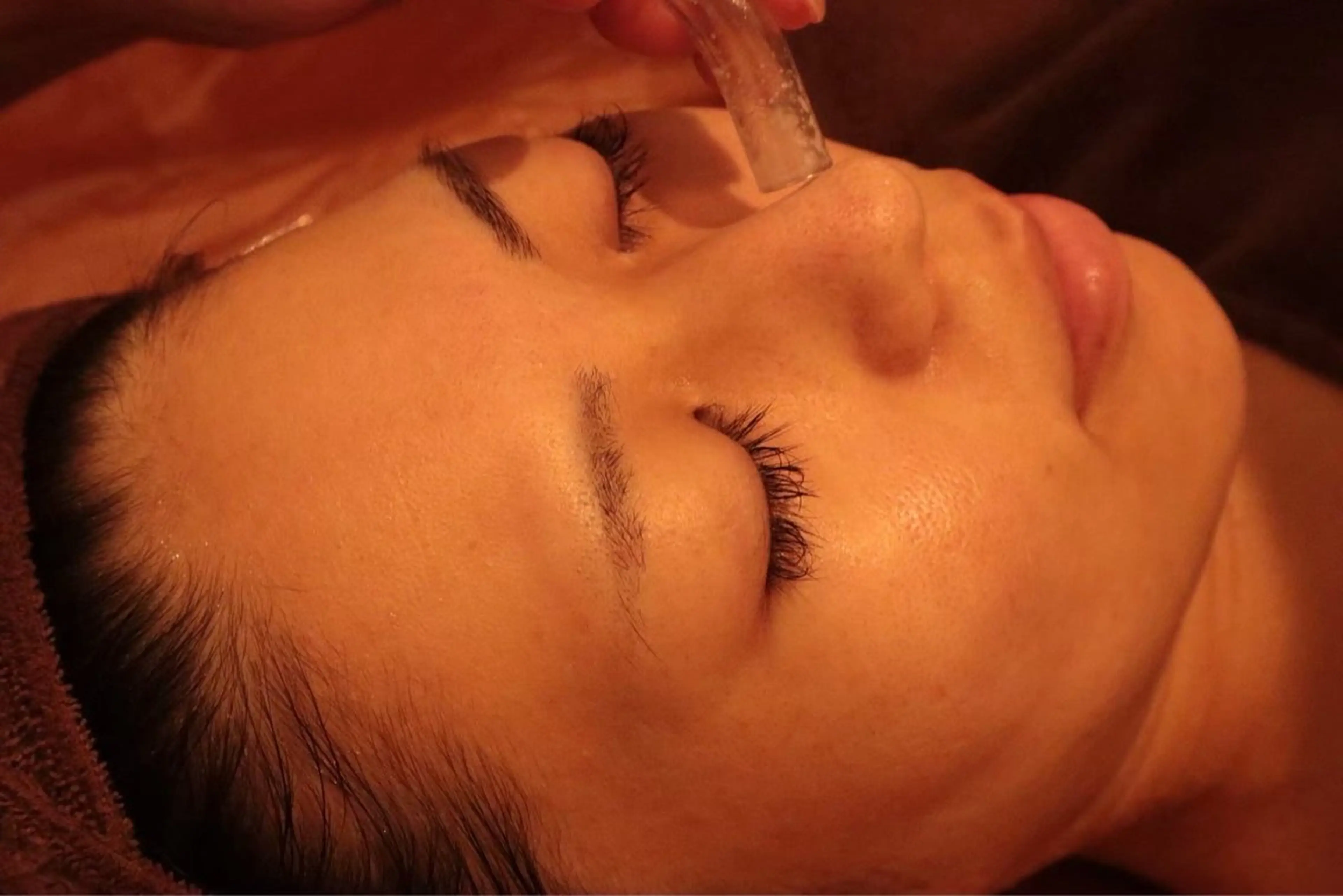 ⭐︎人気急上昇⭐︎毛穴洗浄フェイシャル+エレキパック　通常¥8,700-(90分)の写真