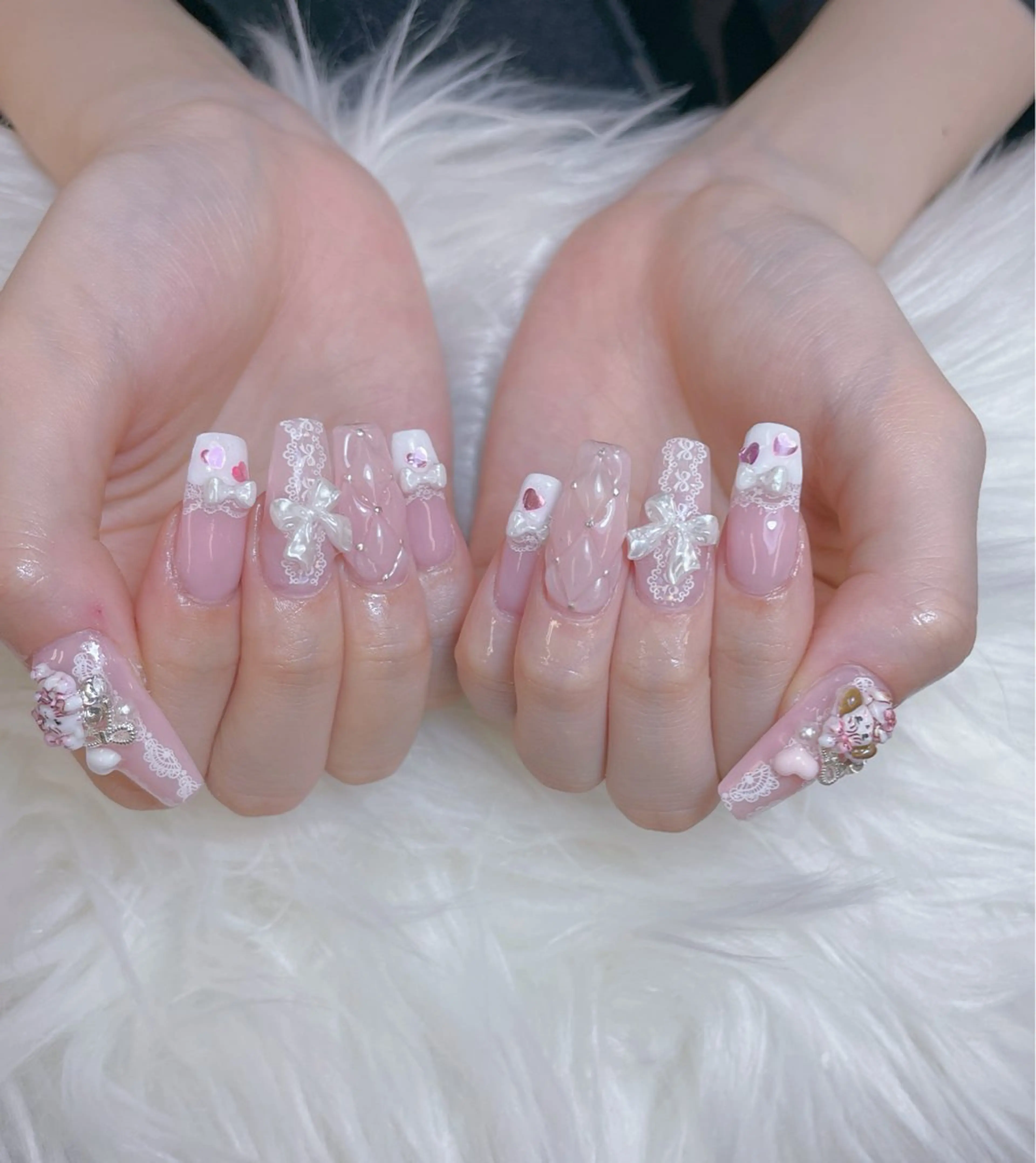 ネイル フレンチネイル ジェルネイル 韓国ネイル マグネットネイル ネイルチップ Rin Nail 新大久保店のネイルデザイン