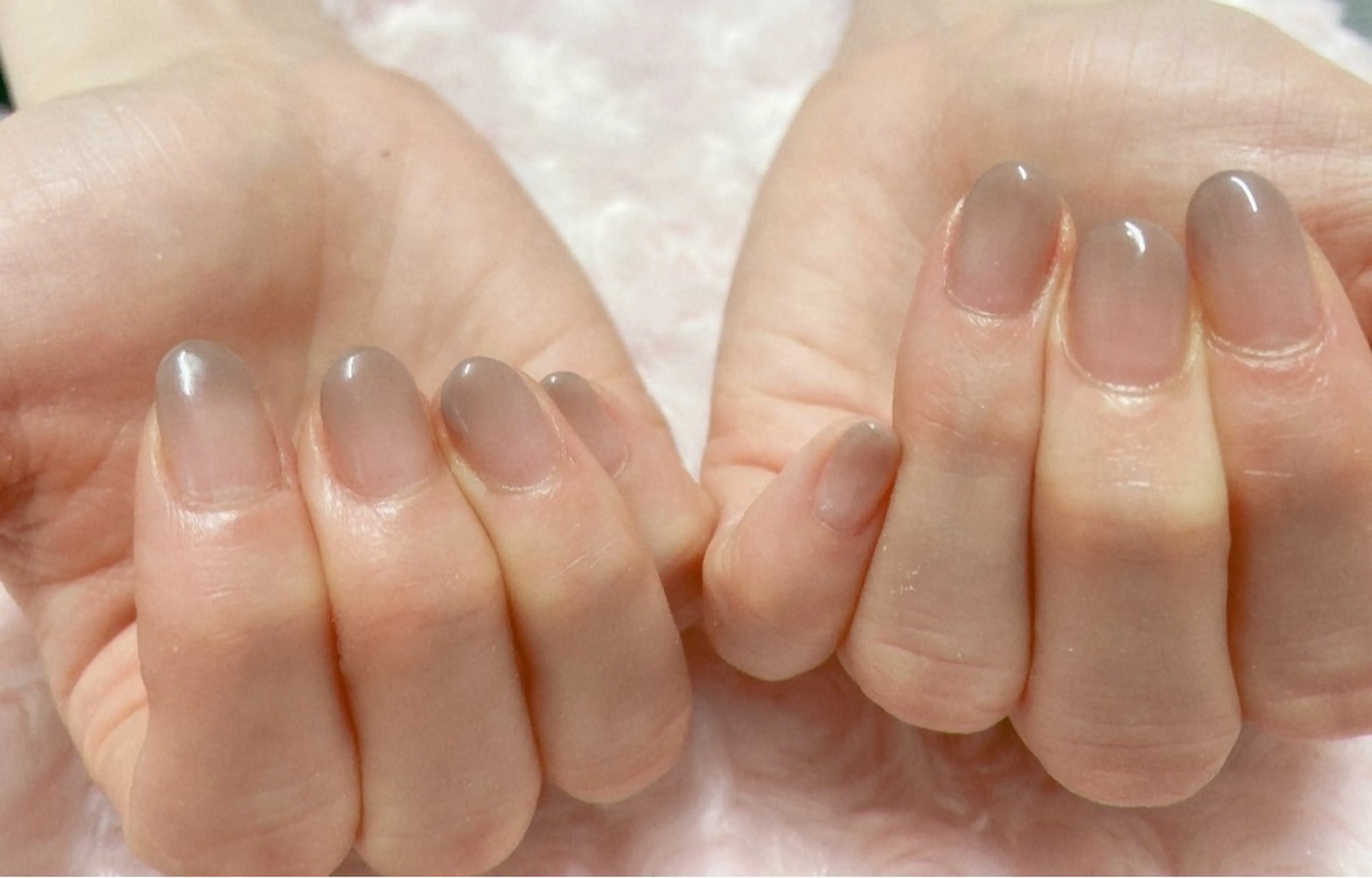 ネイル 長さ出し ジェルネイル グラデーション パラジェル ハンドネイル nail salon Berry所属・前田 りかのネイルデザイン