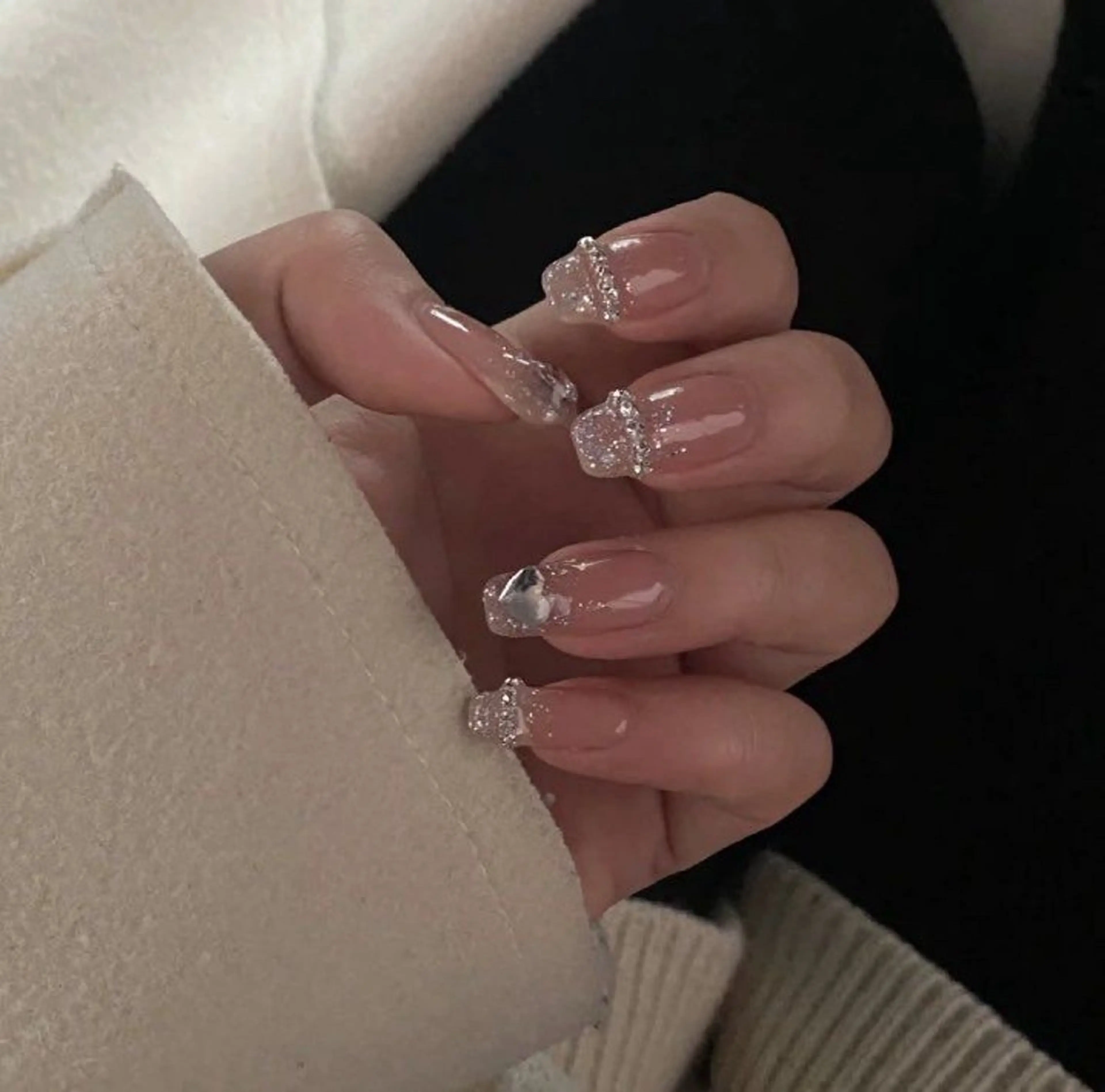 カラー グラデーションカラー ピンクカラー ハンドネイル AIN Nailのネイルデザイン