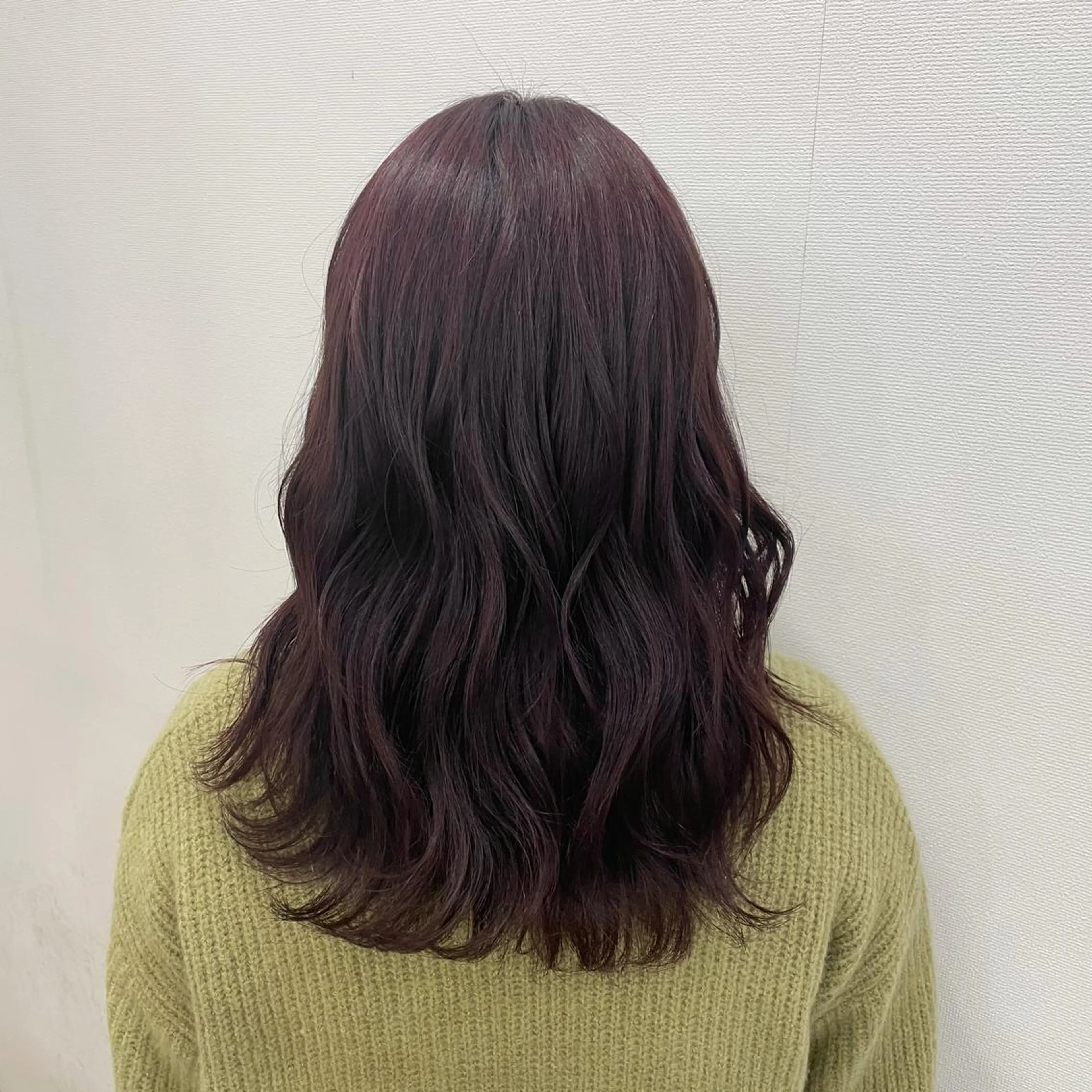 カラー 伊藤 莉奈　韓国ヘアのヘアスタイル