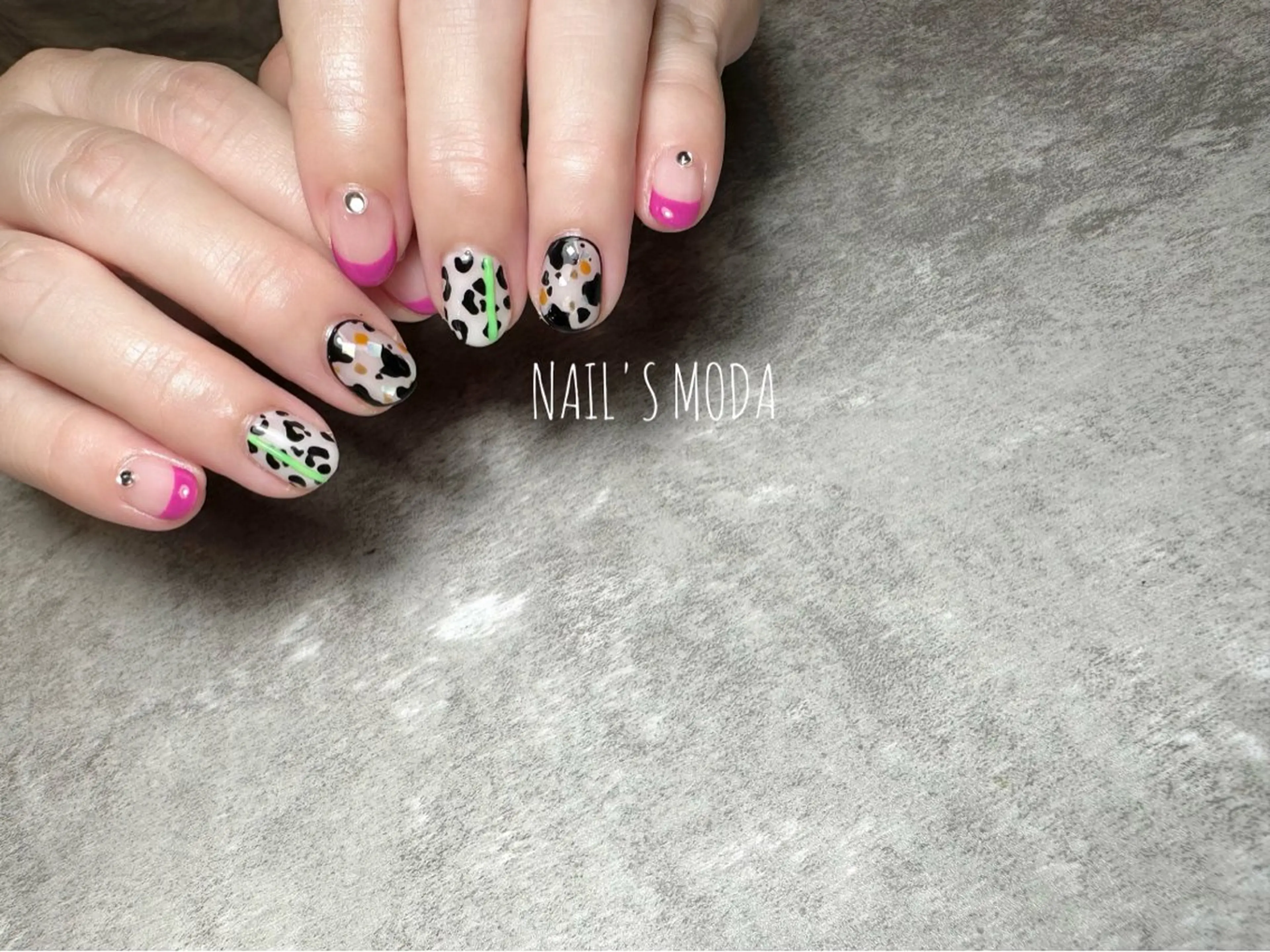 ネイル アニマル柄 NAIL'S MODAのネイルデザイン