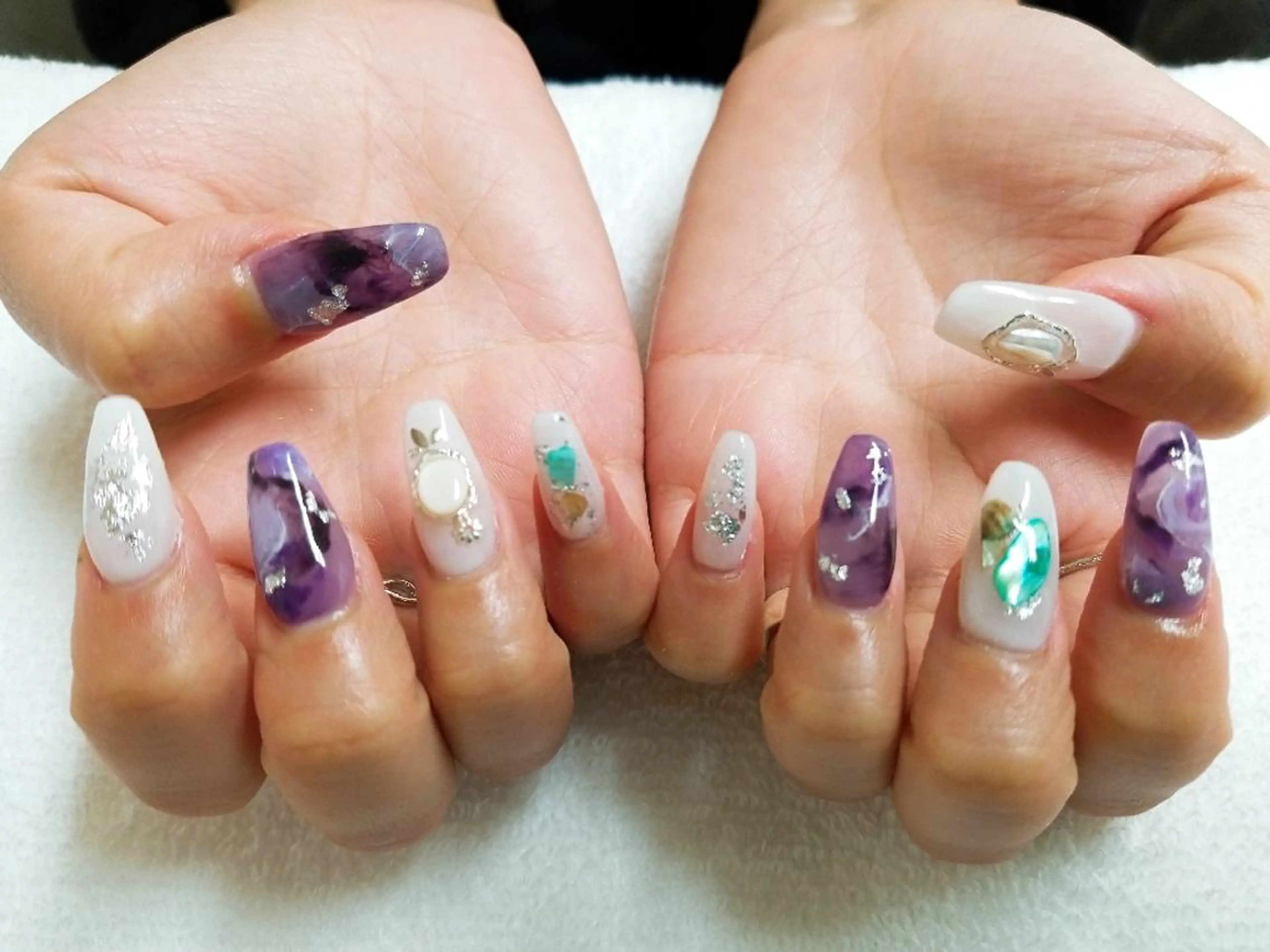 ネイル スカルプ指名No.1 河野　雑誌掲載サロンのネイルデザイン