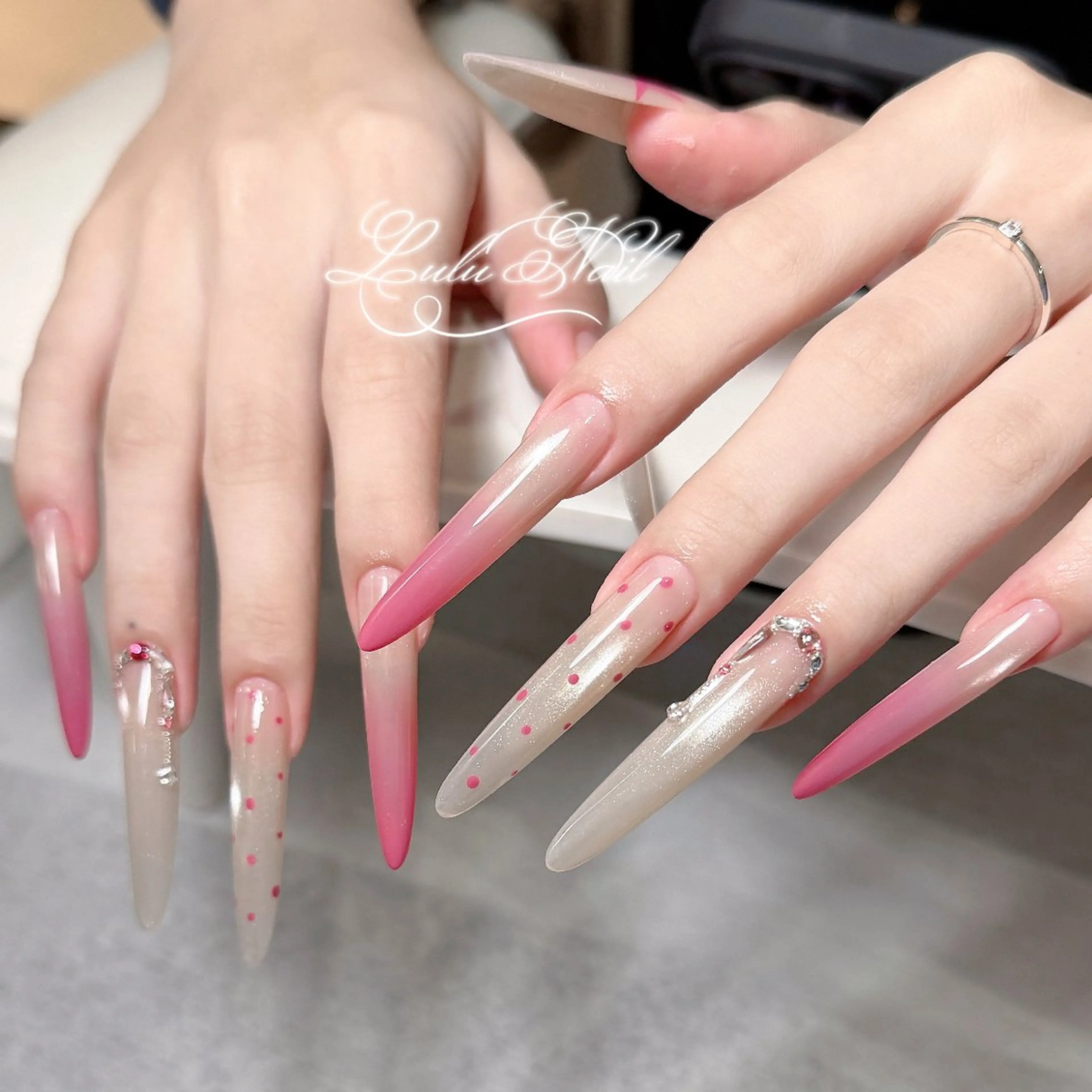 ネイル ハンドネイル Lulu Nail 🫧ユユのネイルデザイン