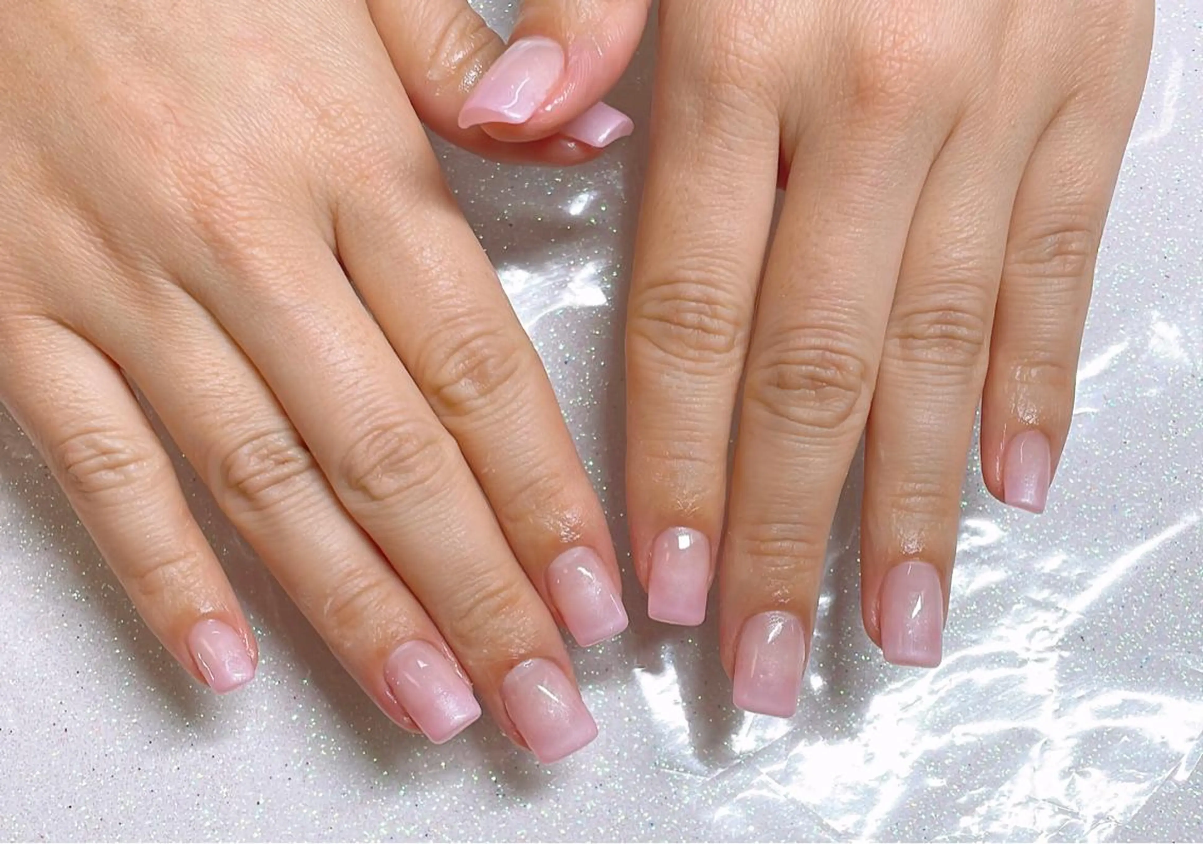 ネイル VIERU 🌈🎀💖のネイルデザイン