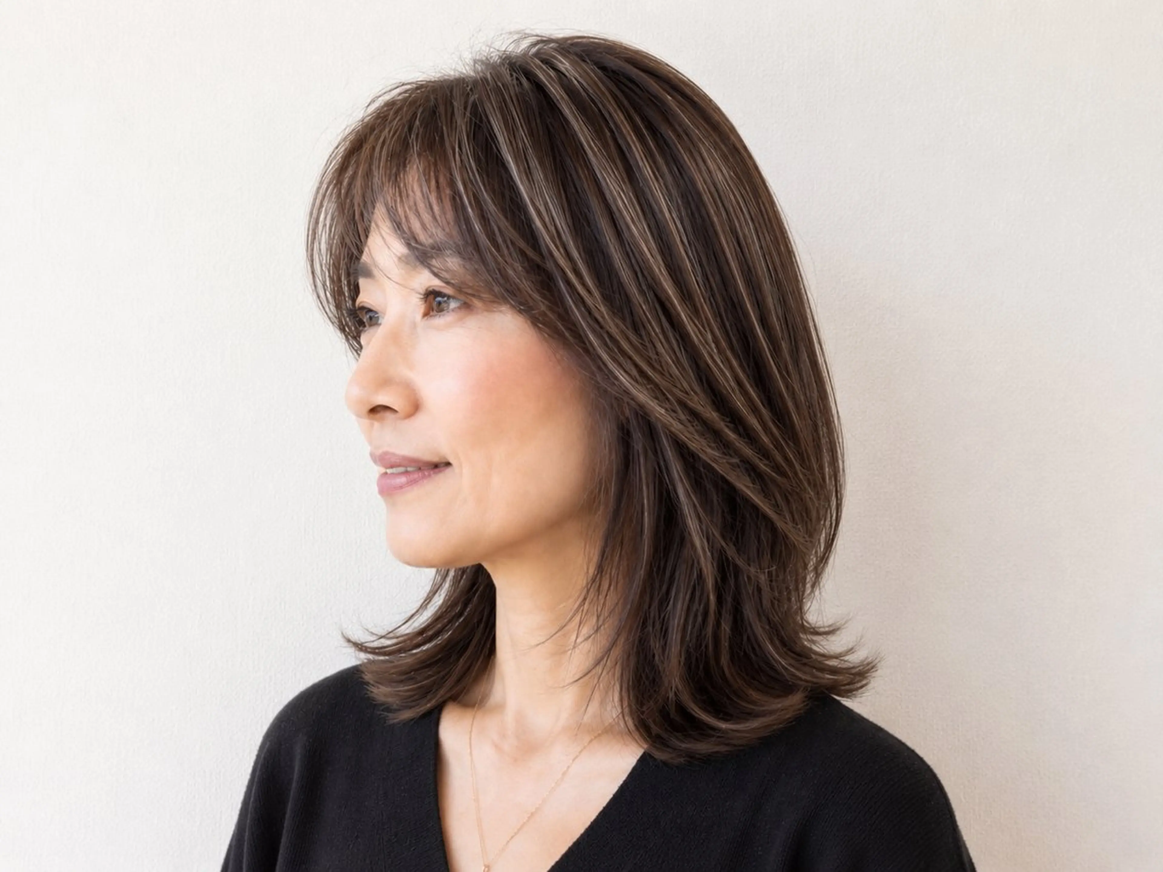 ミディアム カット ヘアカラー トリートメント 長岡 瑞希のヘアスタイル