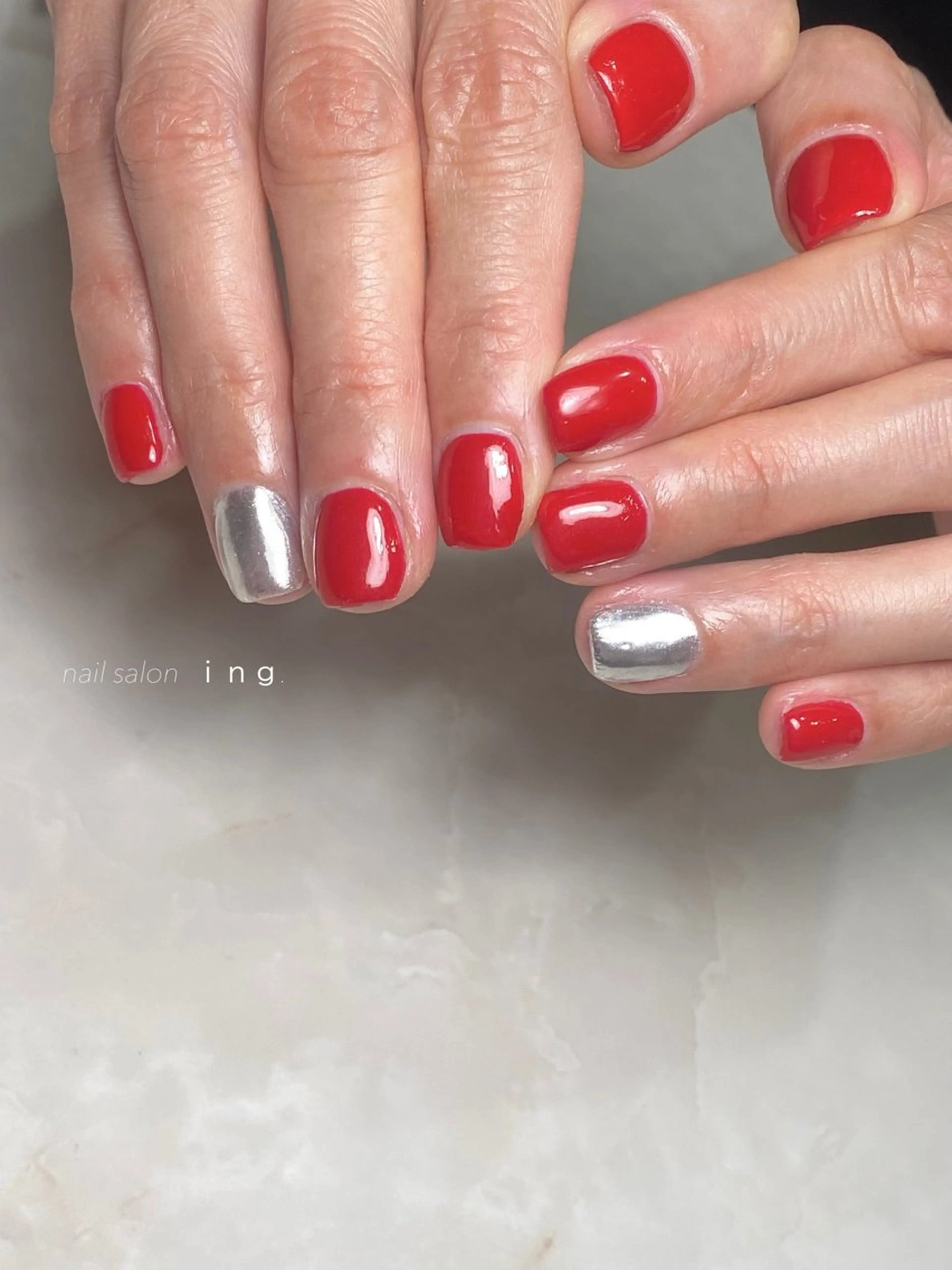 ネイル ミラーネイル ワンカラーネイル ｉｎｇ .のネイルデザイン