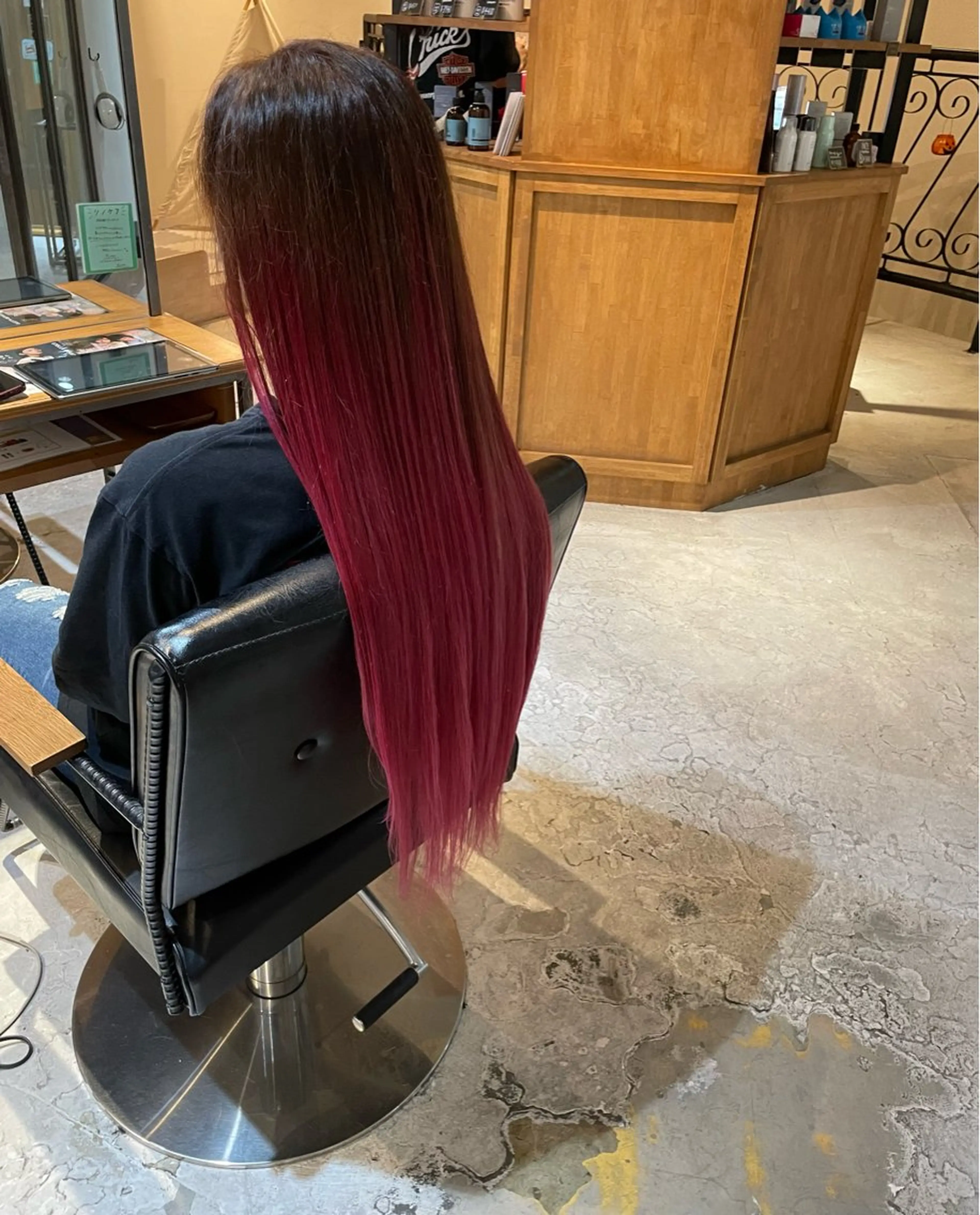 ロング カラー FERIA桃山台🍑 𝕄𝕖𝕘𝕦のヘアスタイル