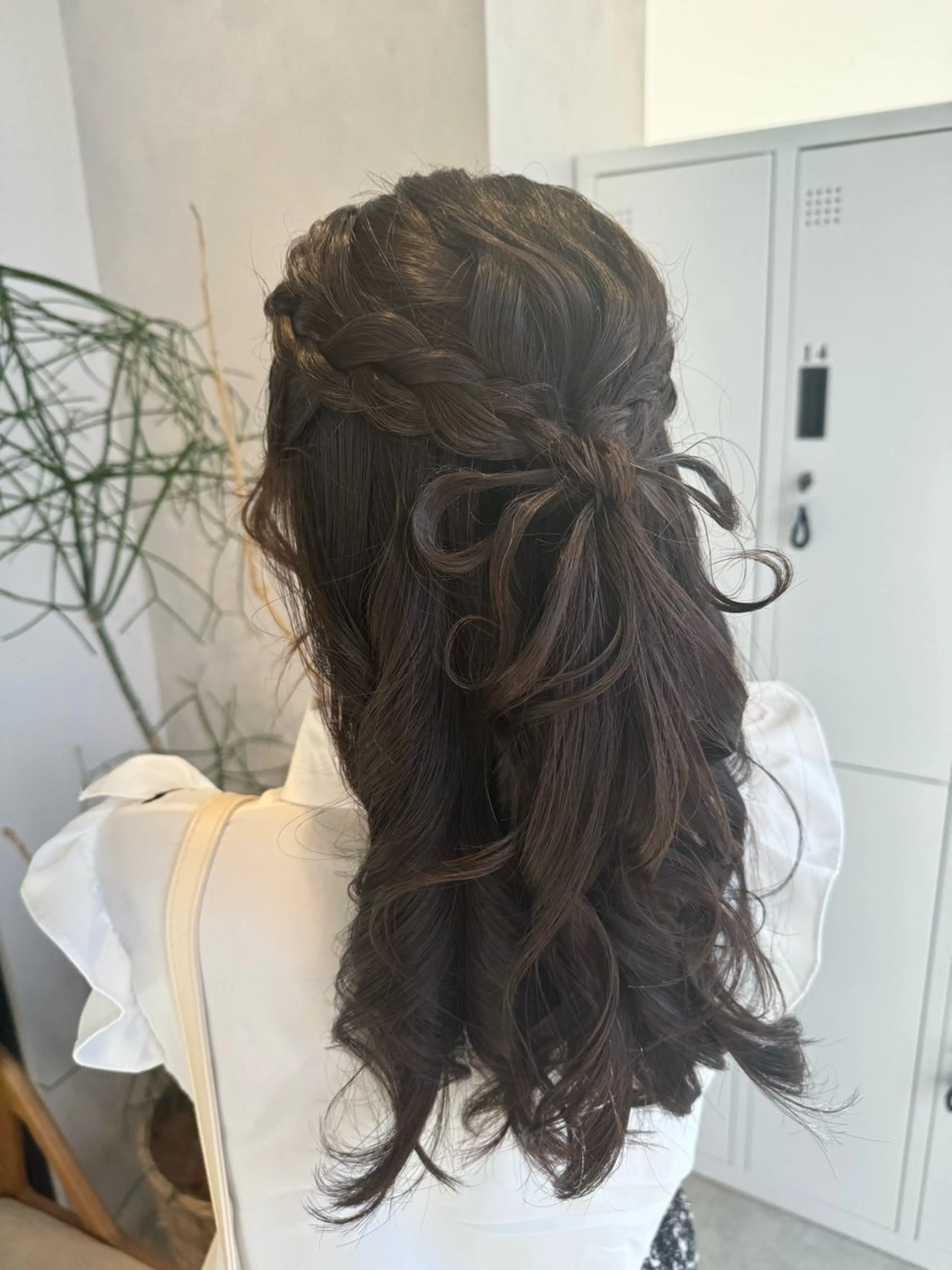 ヘアアレンジ ハーフアップ 透明感カラー✨艶髪 制作🌱山根あゆみのヘアスタイル