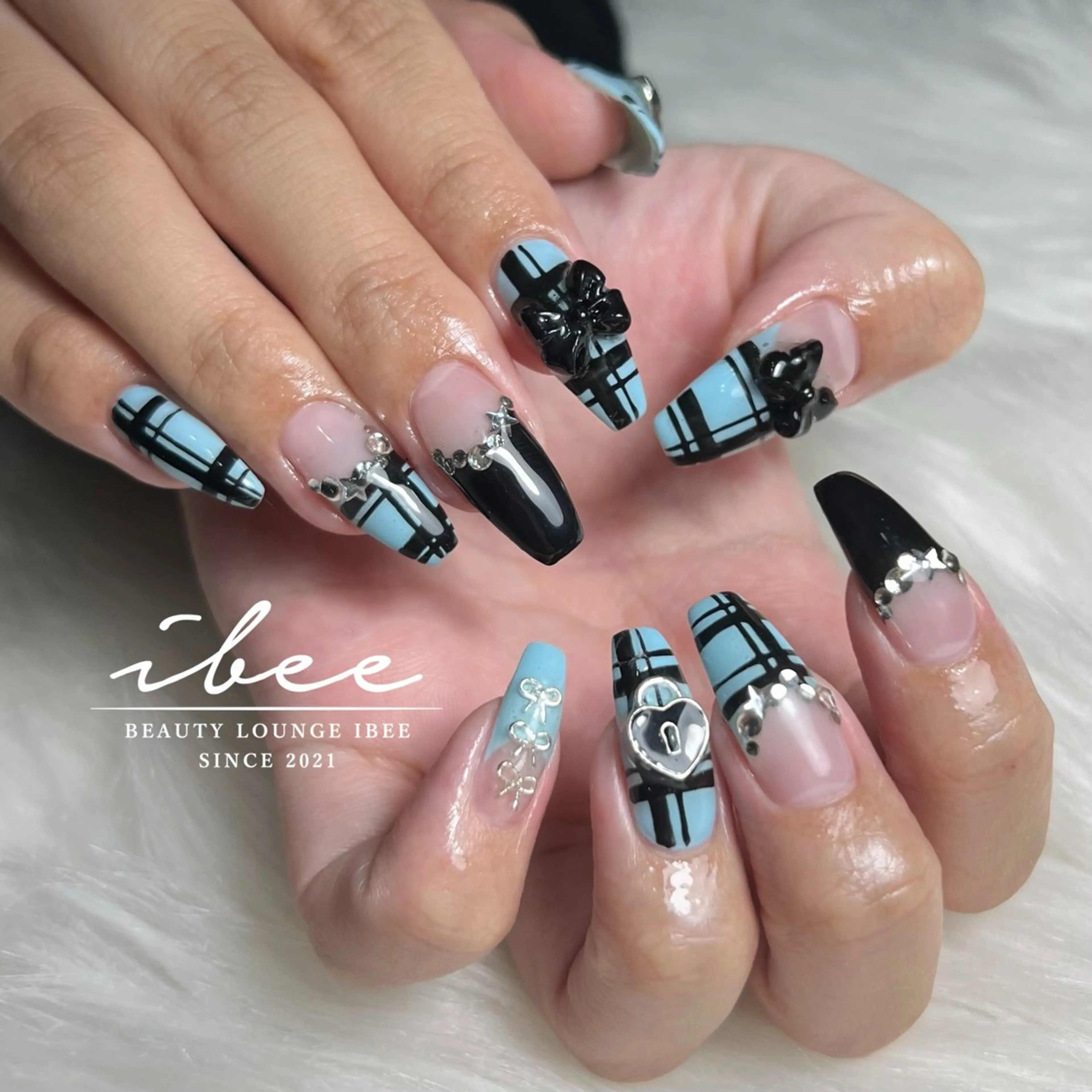 ネイル ハンドネイル ibee nail 🤍yumiのネイルデザイン