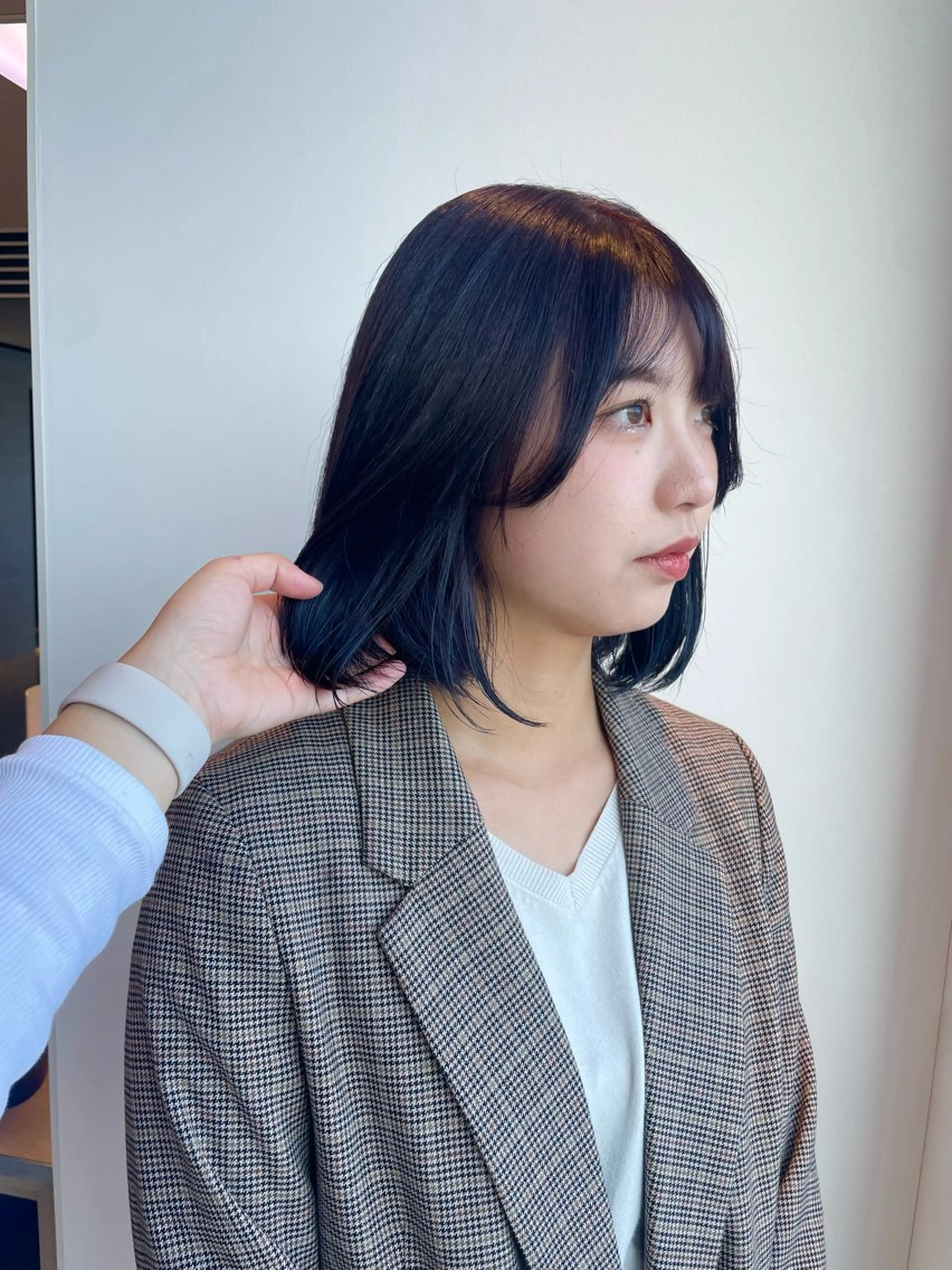 ミディアム カラー カーリーパーマ/ 透明ｶﾗｰ/MIKUのヘアスタイル