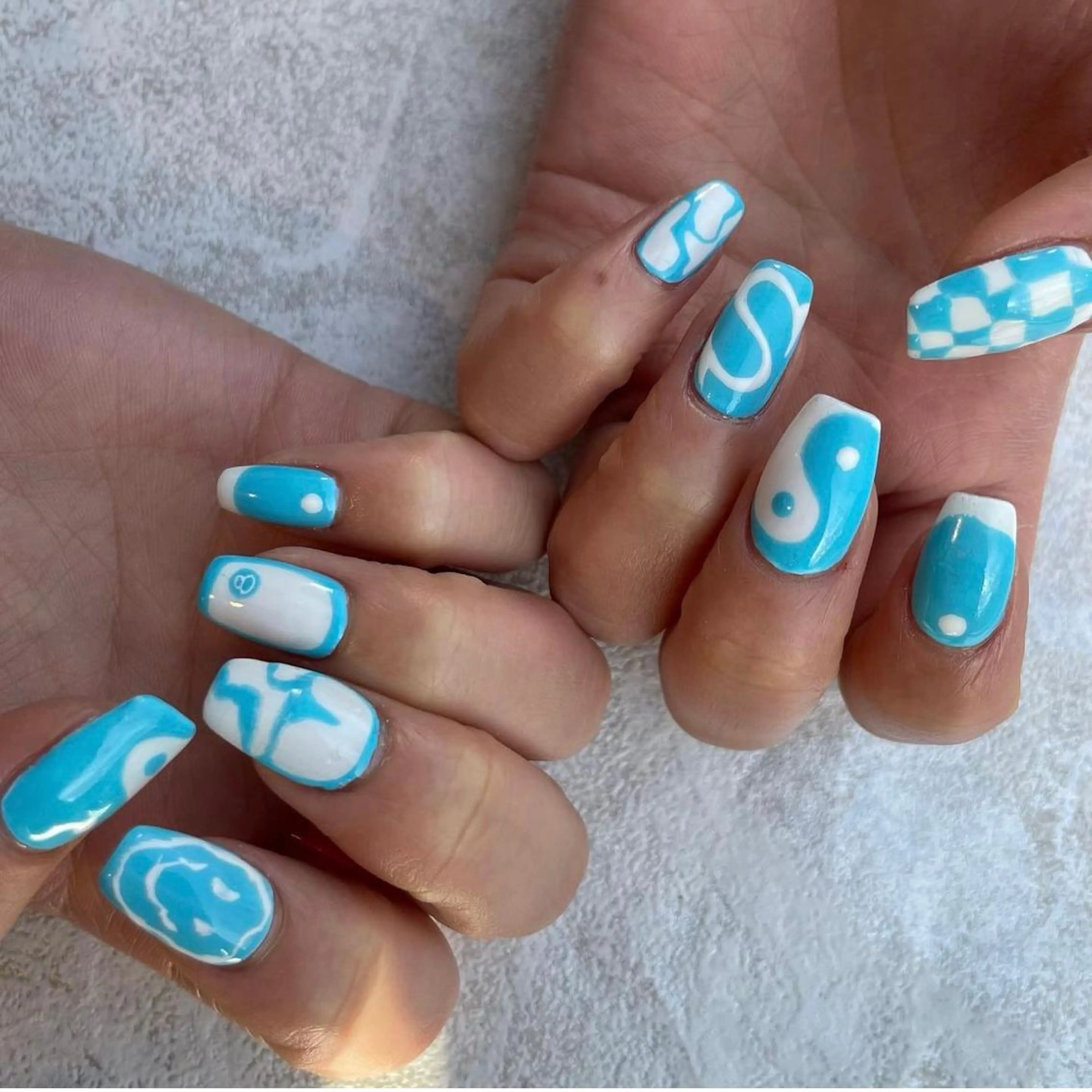 ネイル casita（カシータ）所属・thrush nailsのネイルデザイン