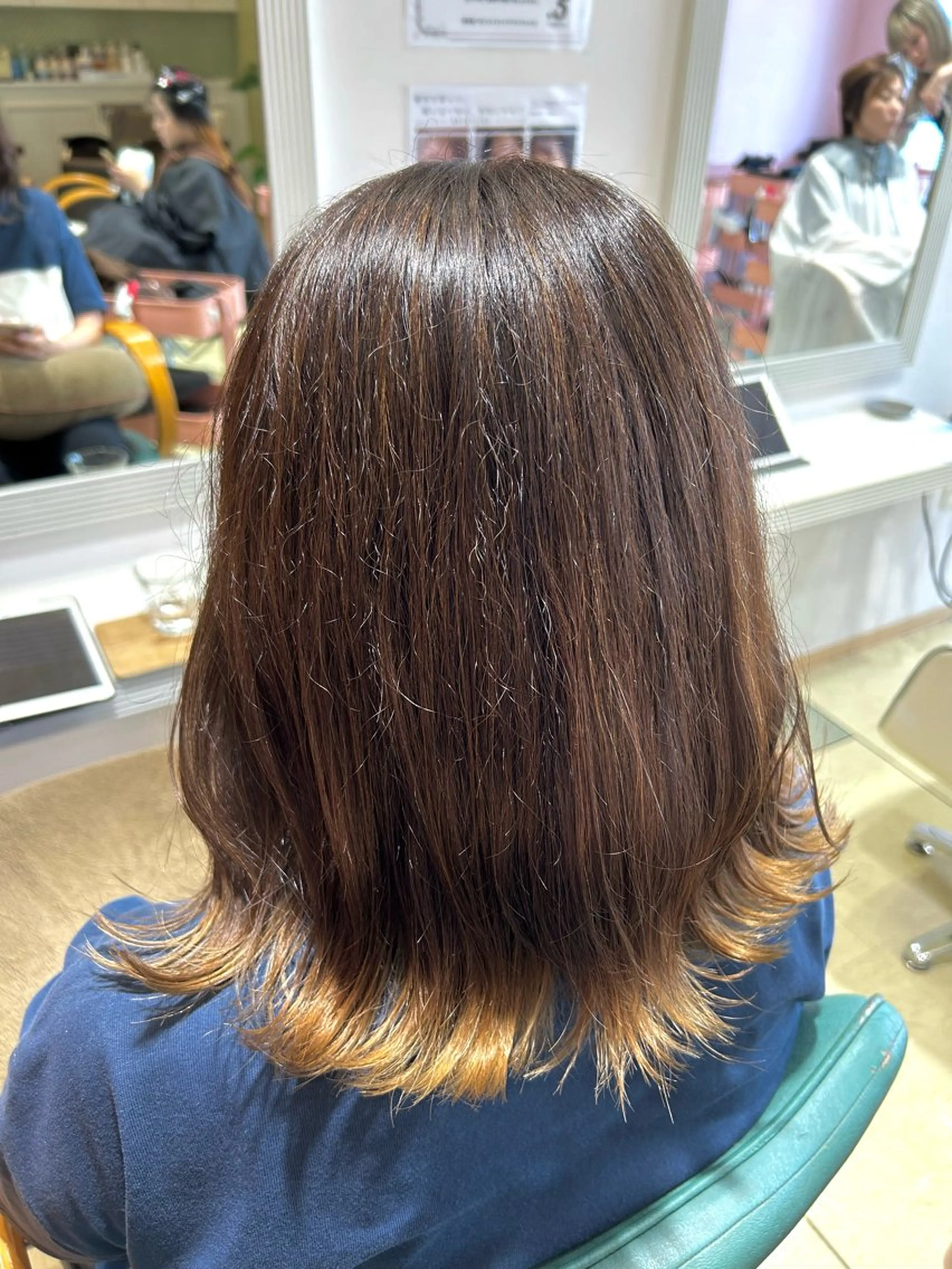 ミディアム カラー 🩷愛咲🩷レイヤー /透明感カラーのヘアスタイル